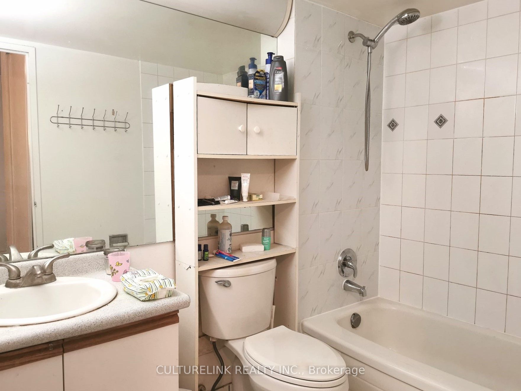 25 Bamburgh Circ, #135
