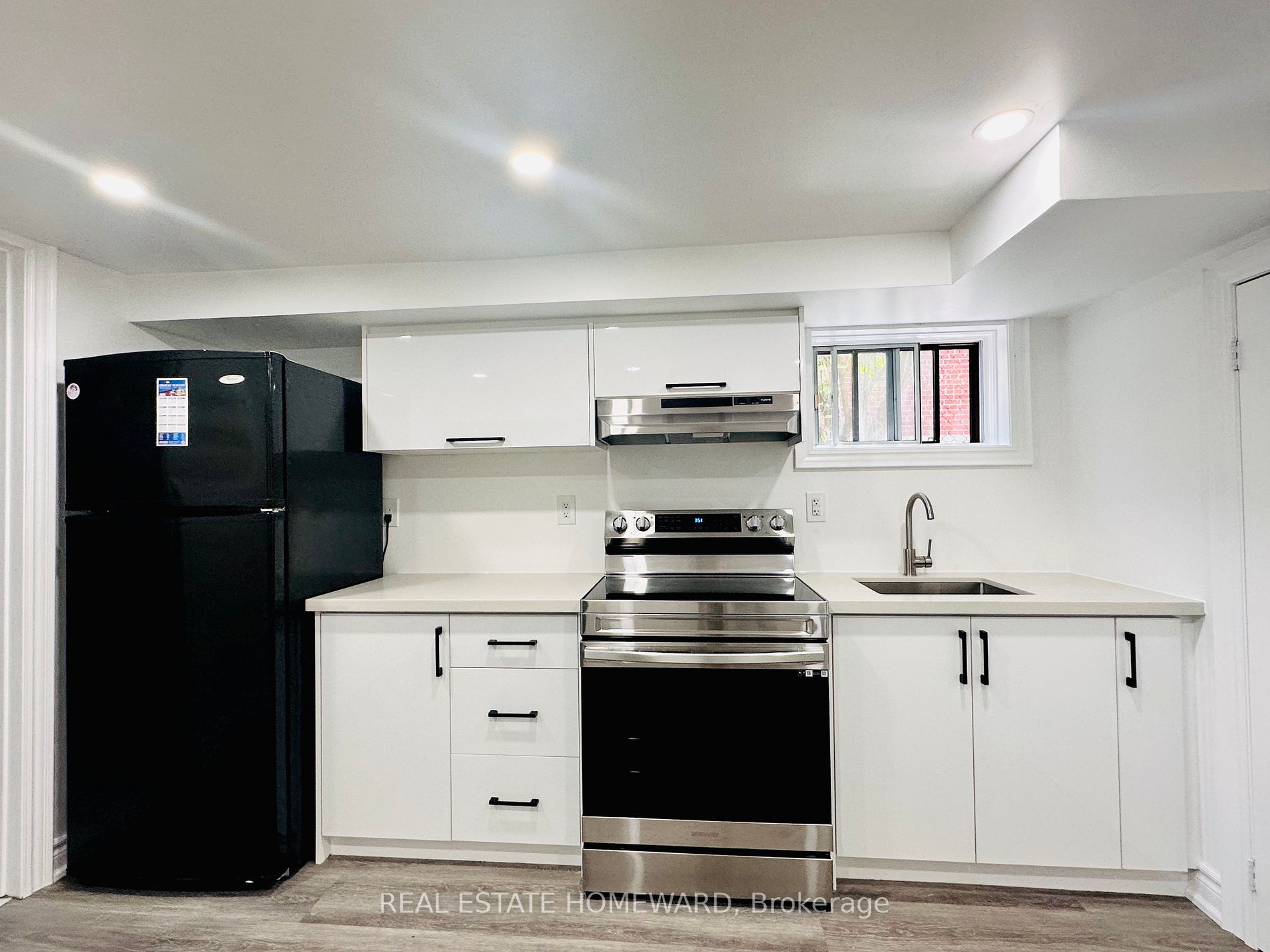53 Miramar Cres