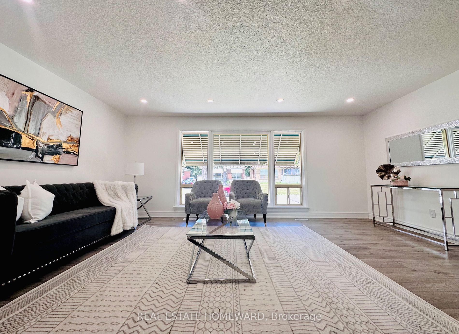 53 Miramar Cres