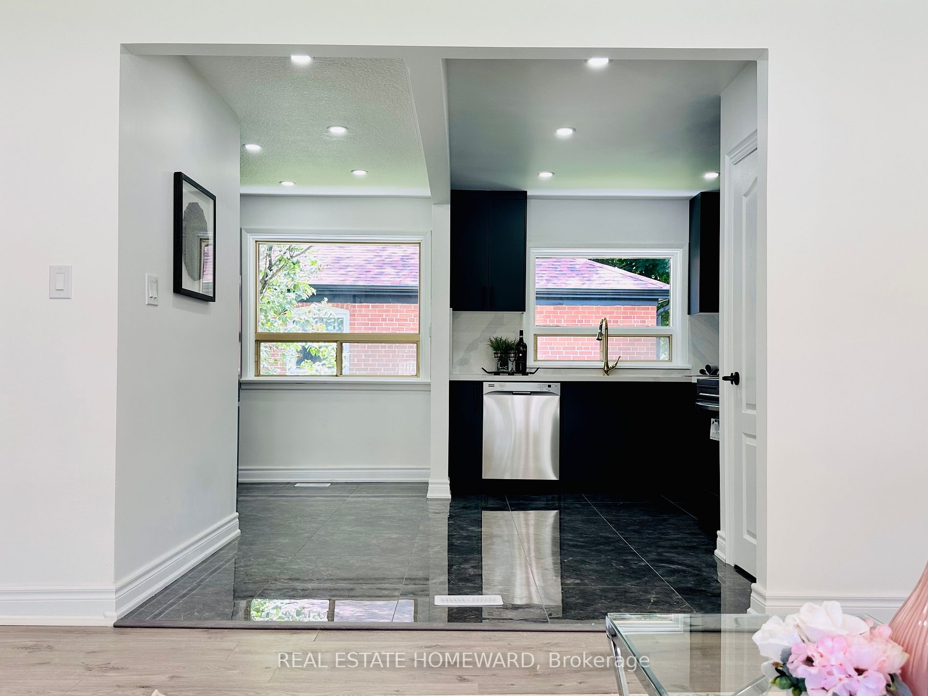 53 Miramar Cres