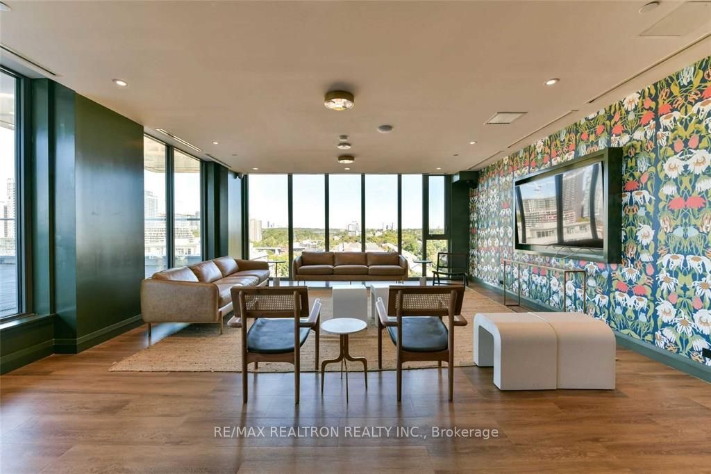 30 Baseball Pl, #317