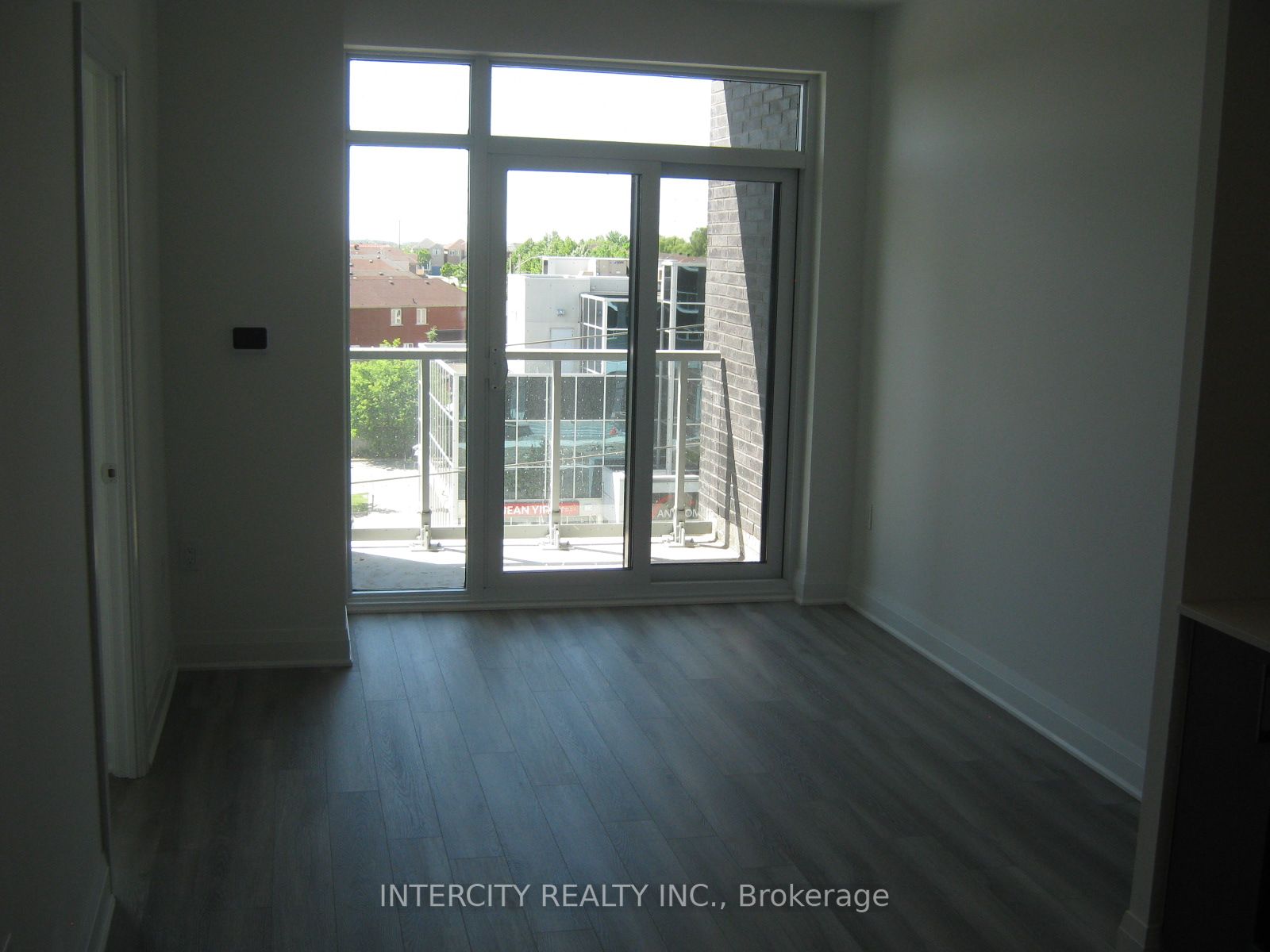 3220 Sheppard Ave E, #410