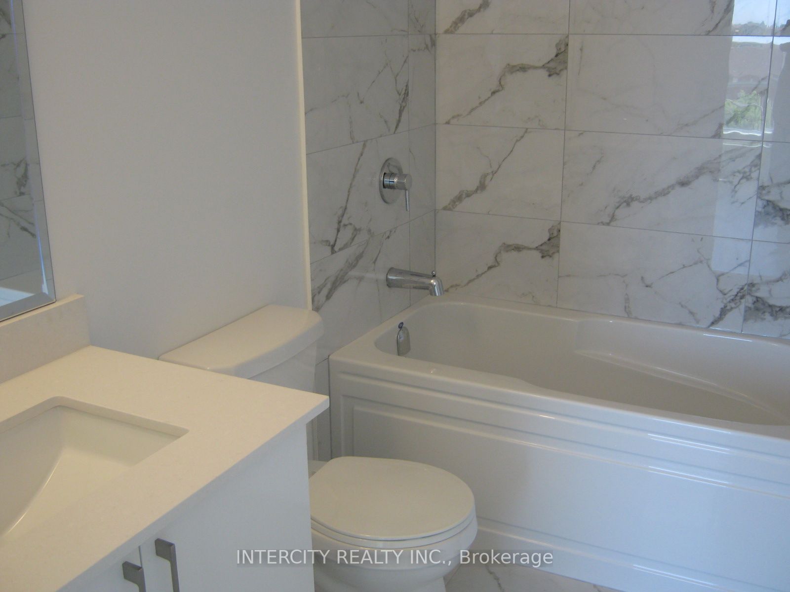 3220 Sheppard Ave E, #410