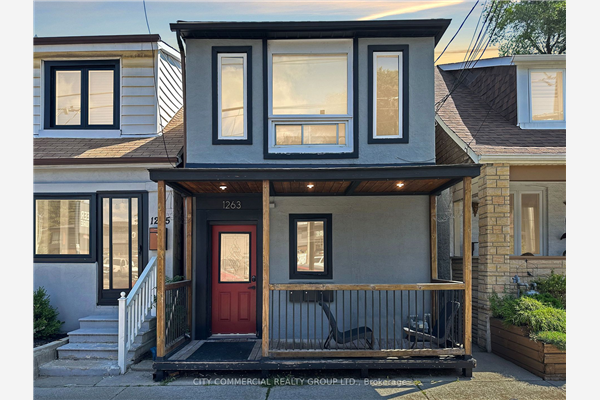 1263 Woodbine Ave, Toronto