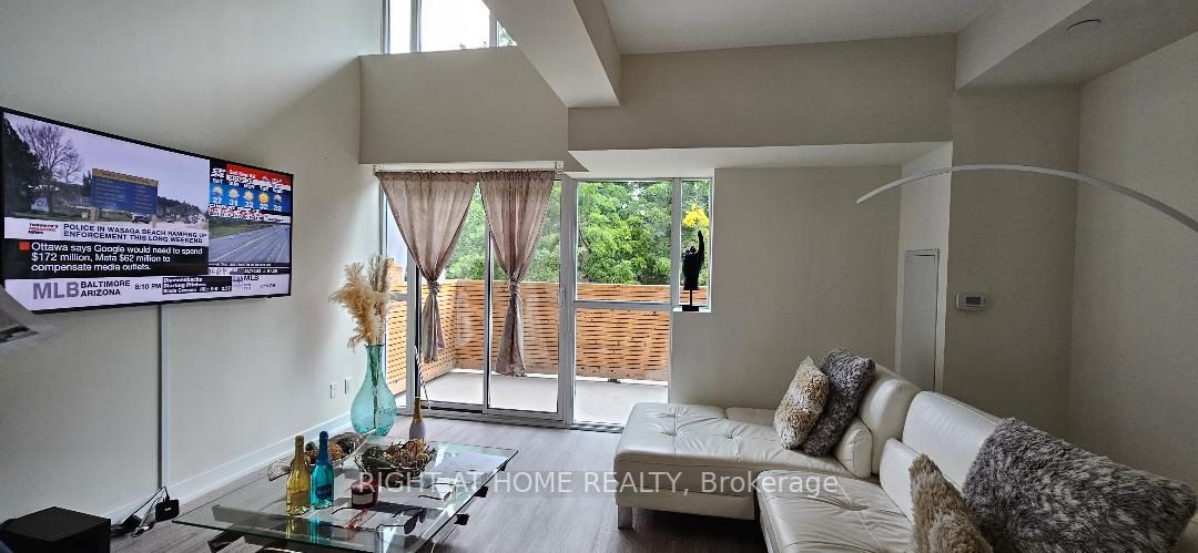 1350 Kingston Road #Th03
