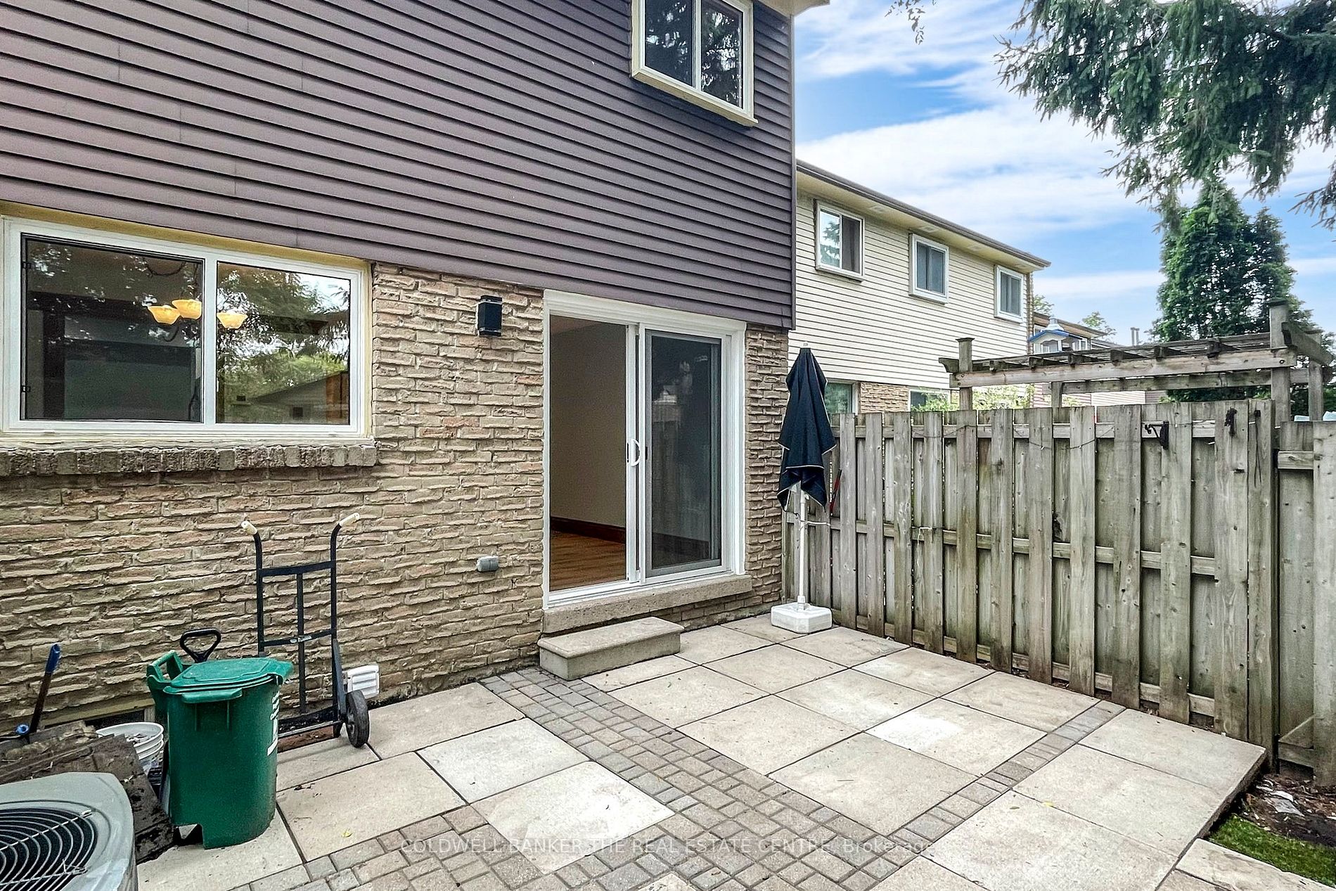 907 Burns St W, #48