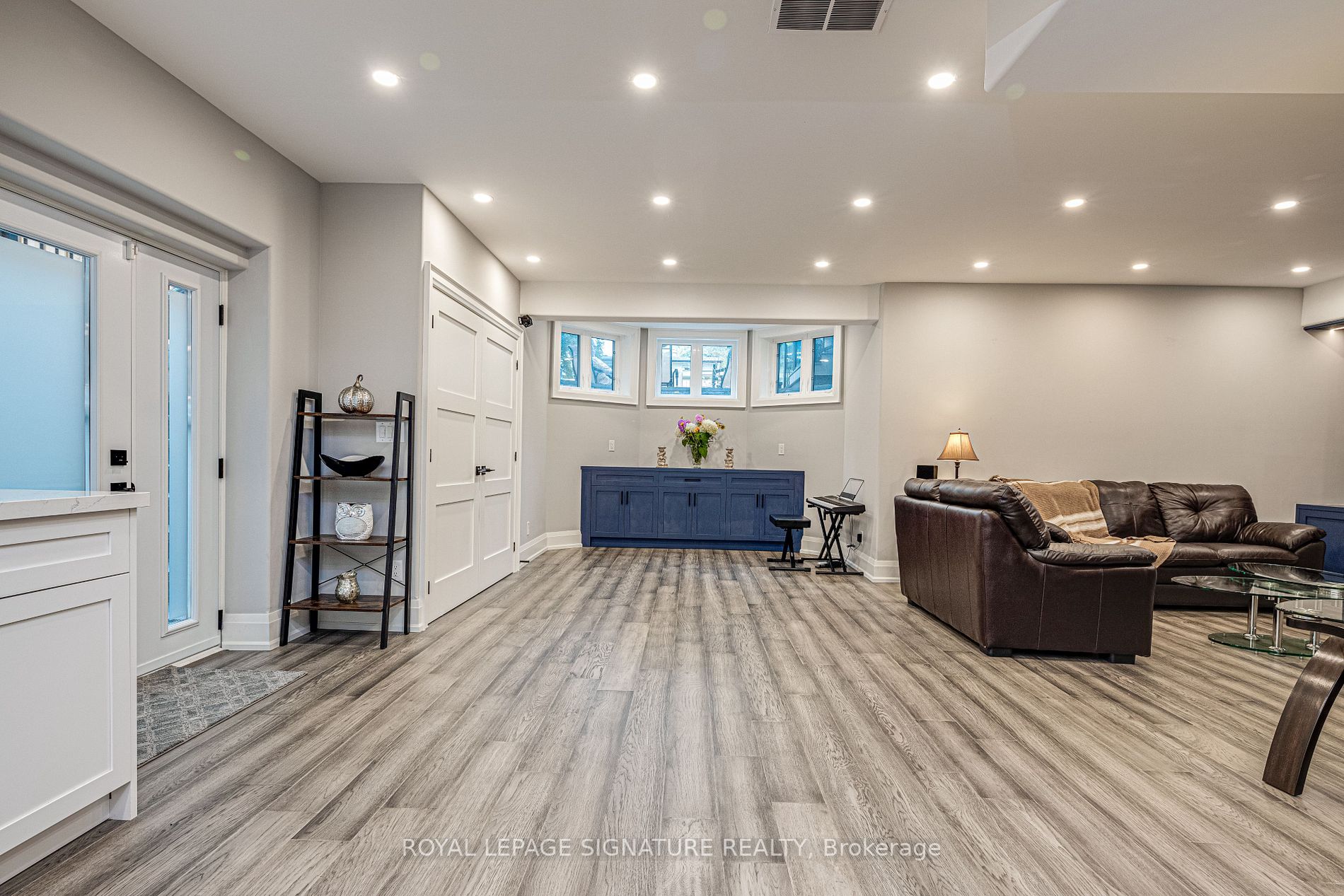 23 Starfire Drive