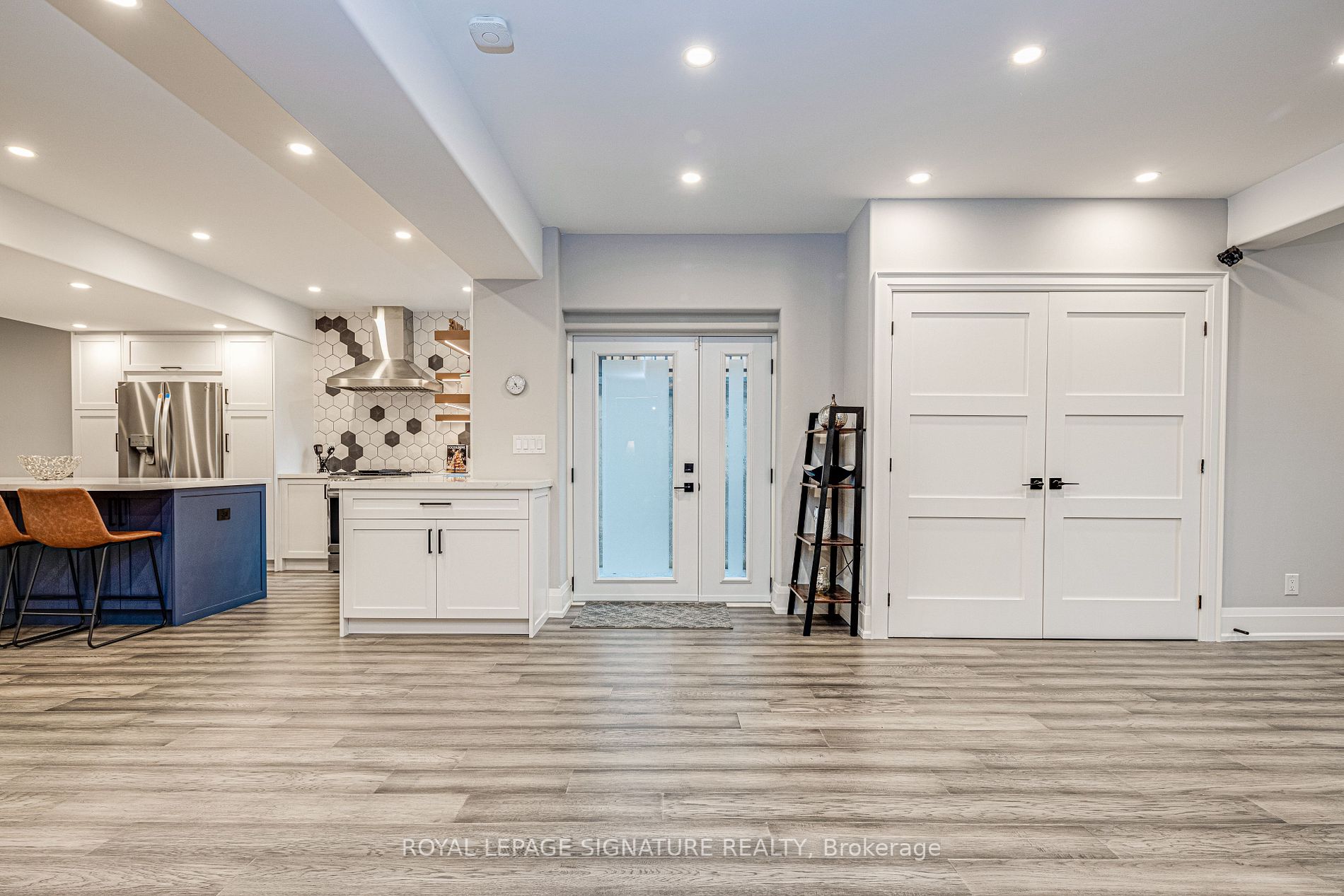 23 Starfire Drive