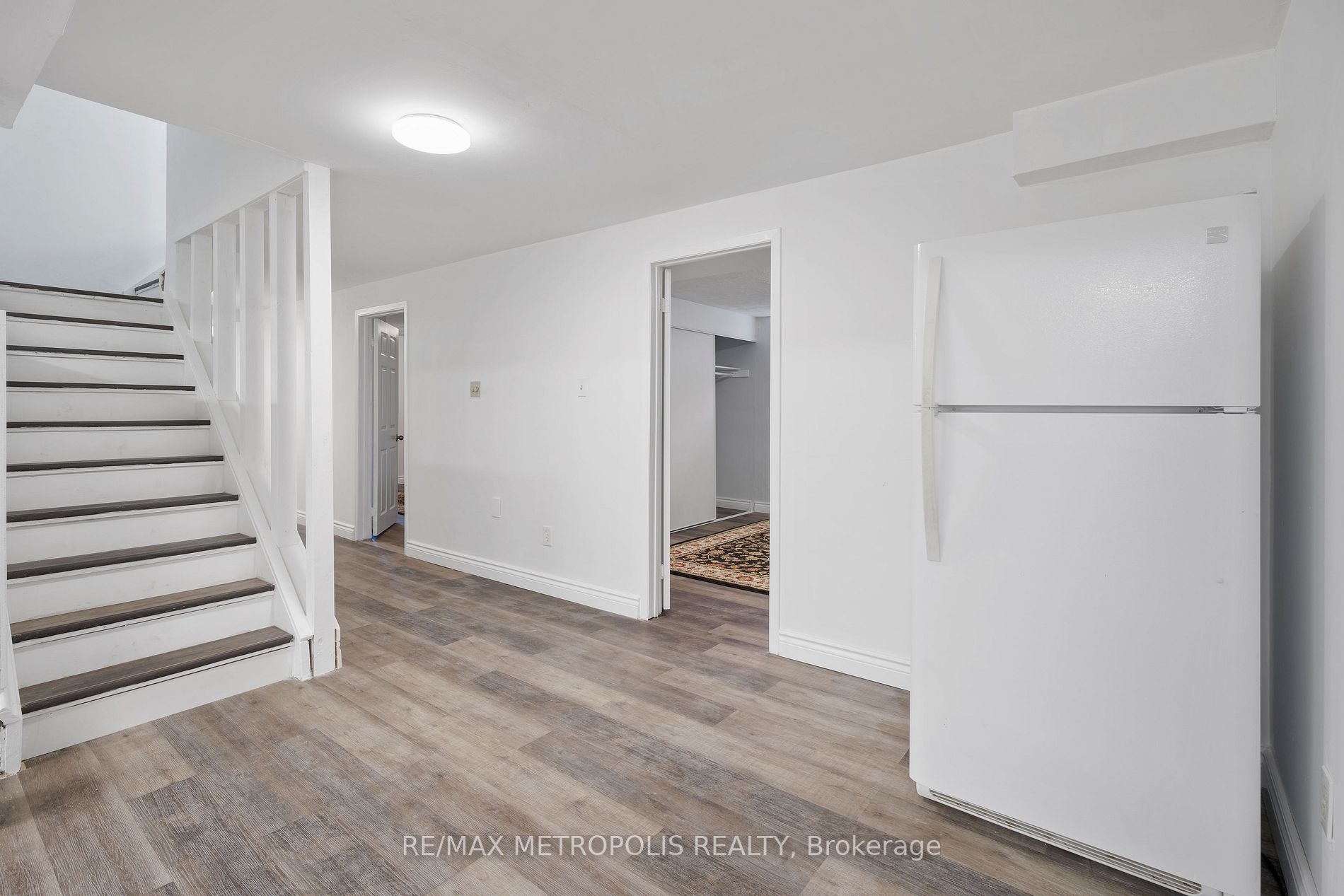 33 Wilce Dr