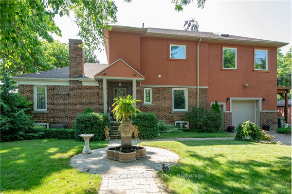 8 Bluewater Ave, Toronto