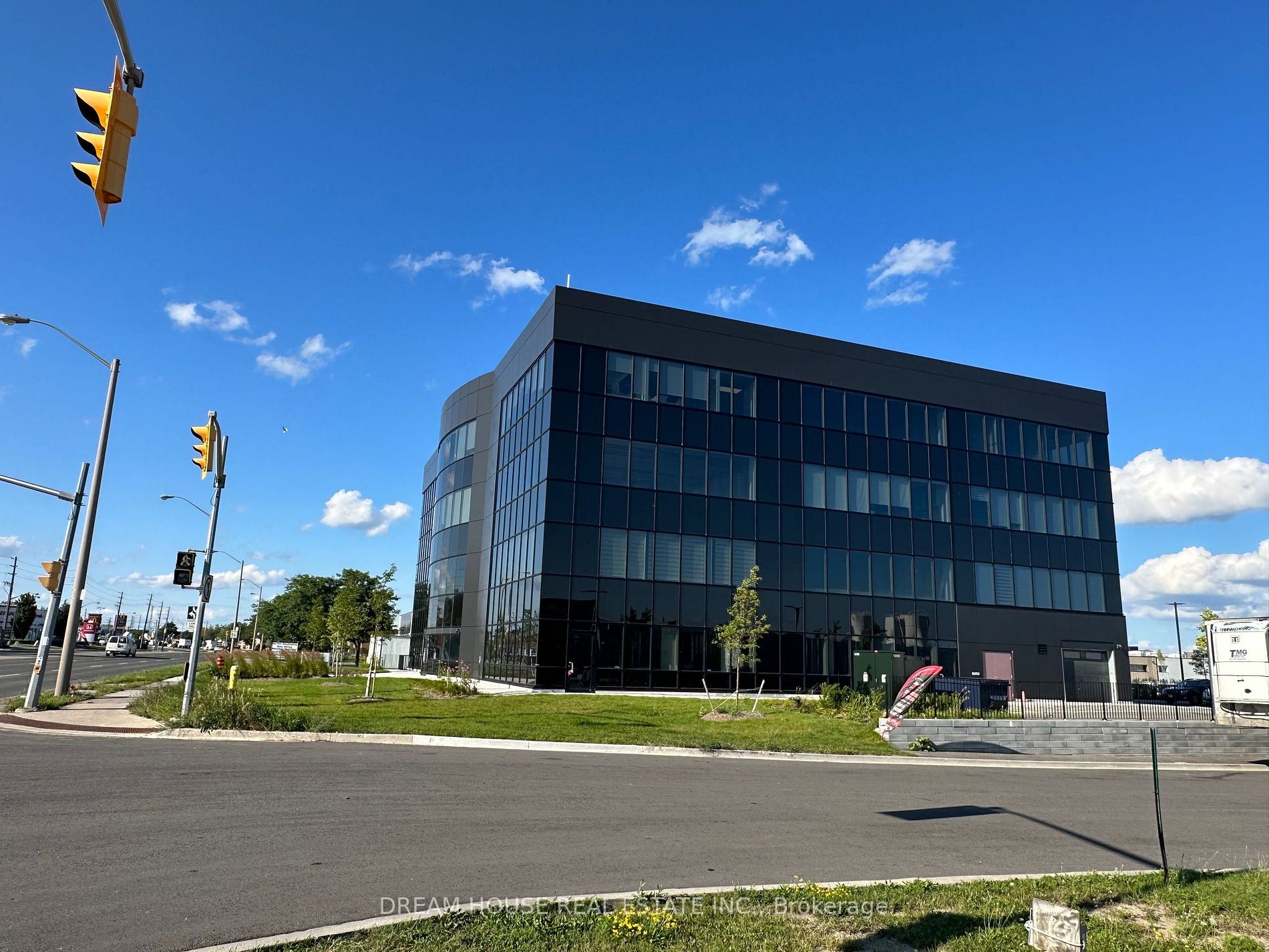 2225 Markham Rd, #209