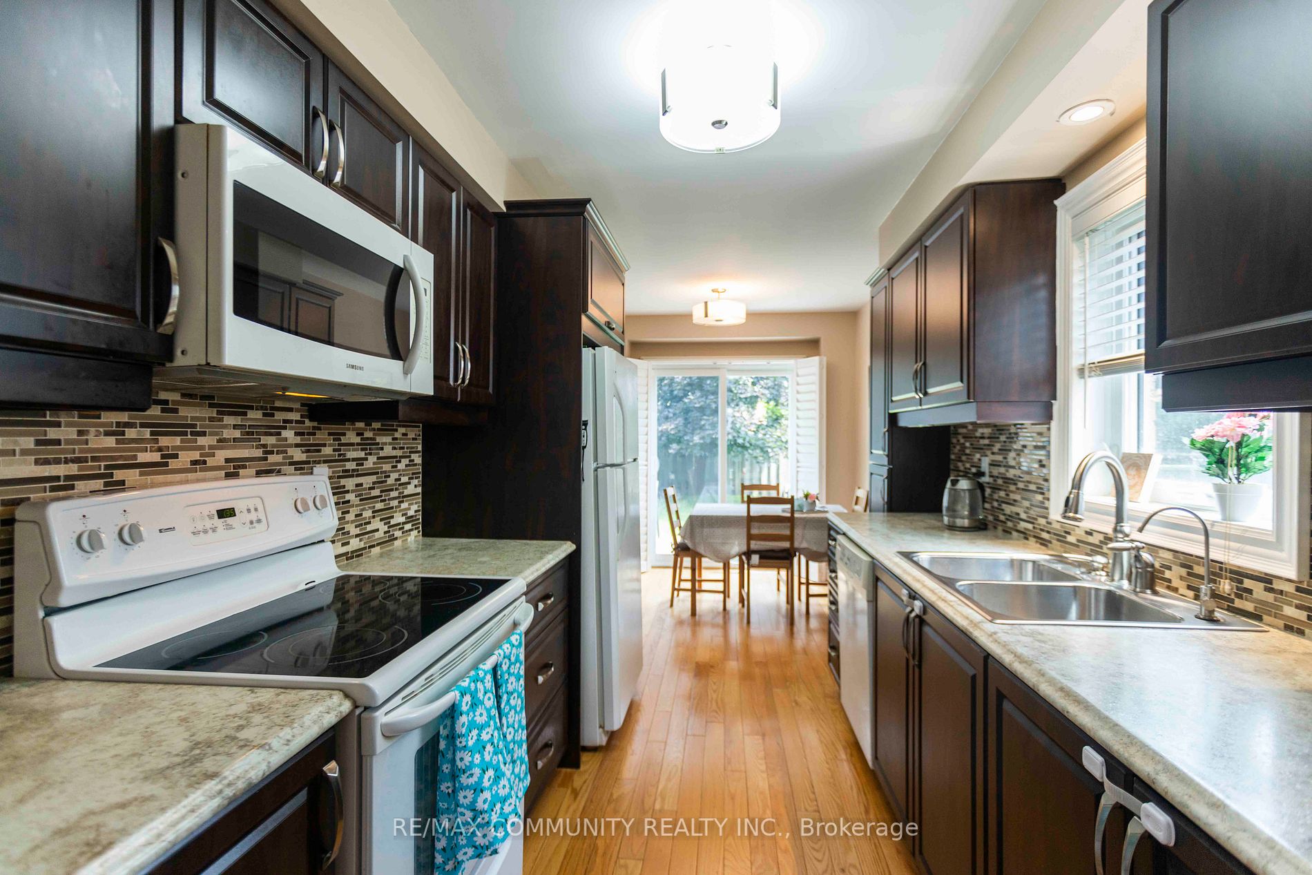 43 Creekwood Cres