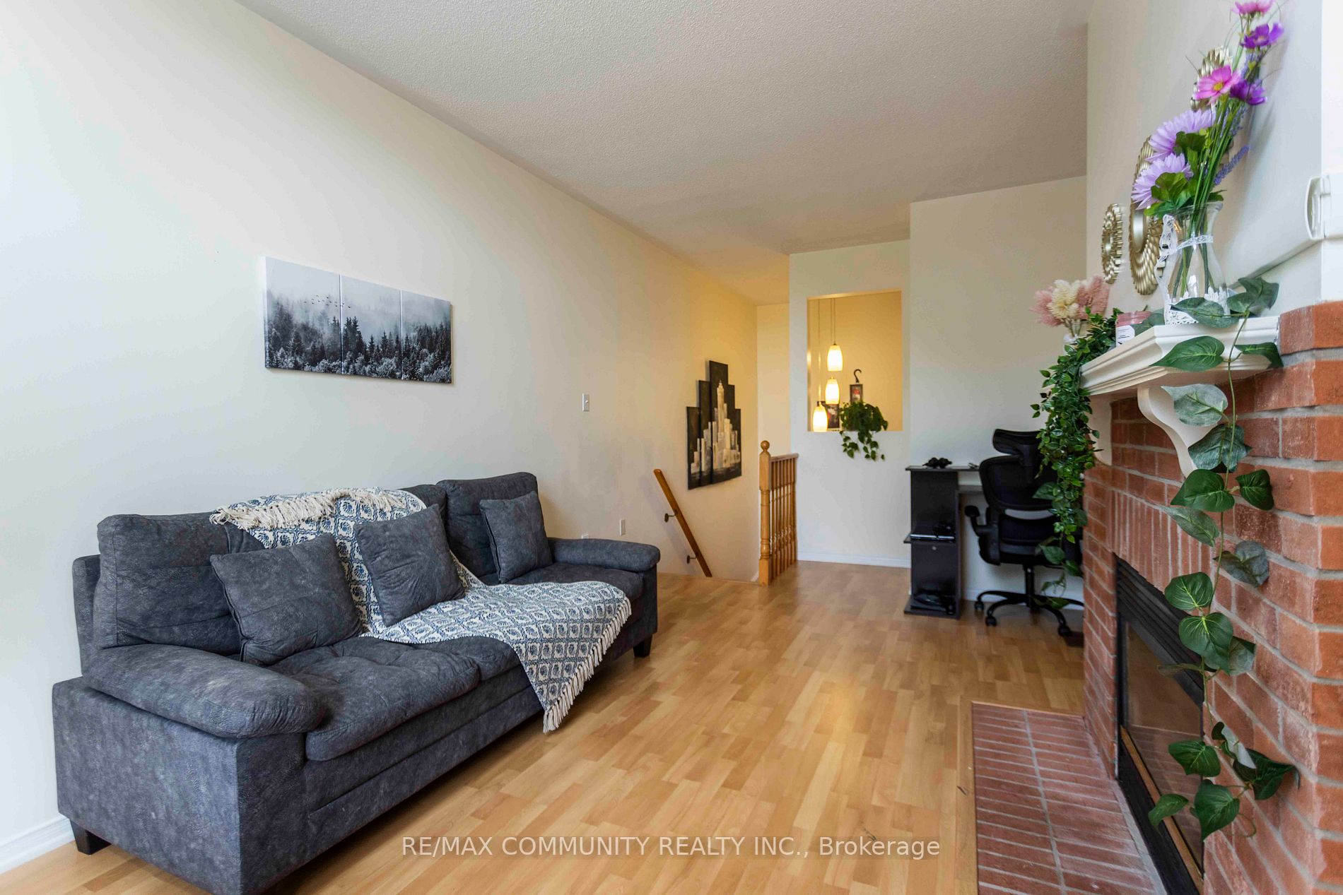43 Creekwood Cres