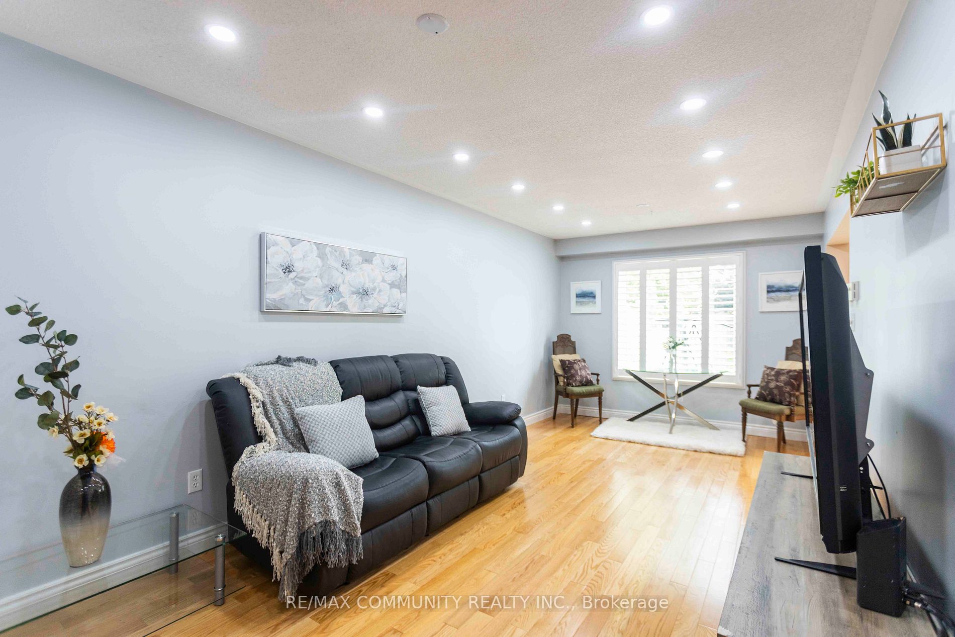 43 Creekwood Cres