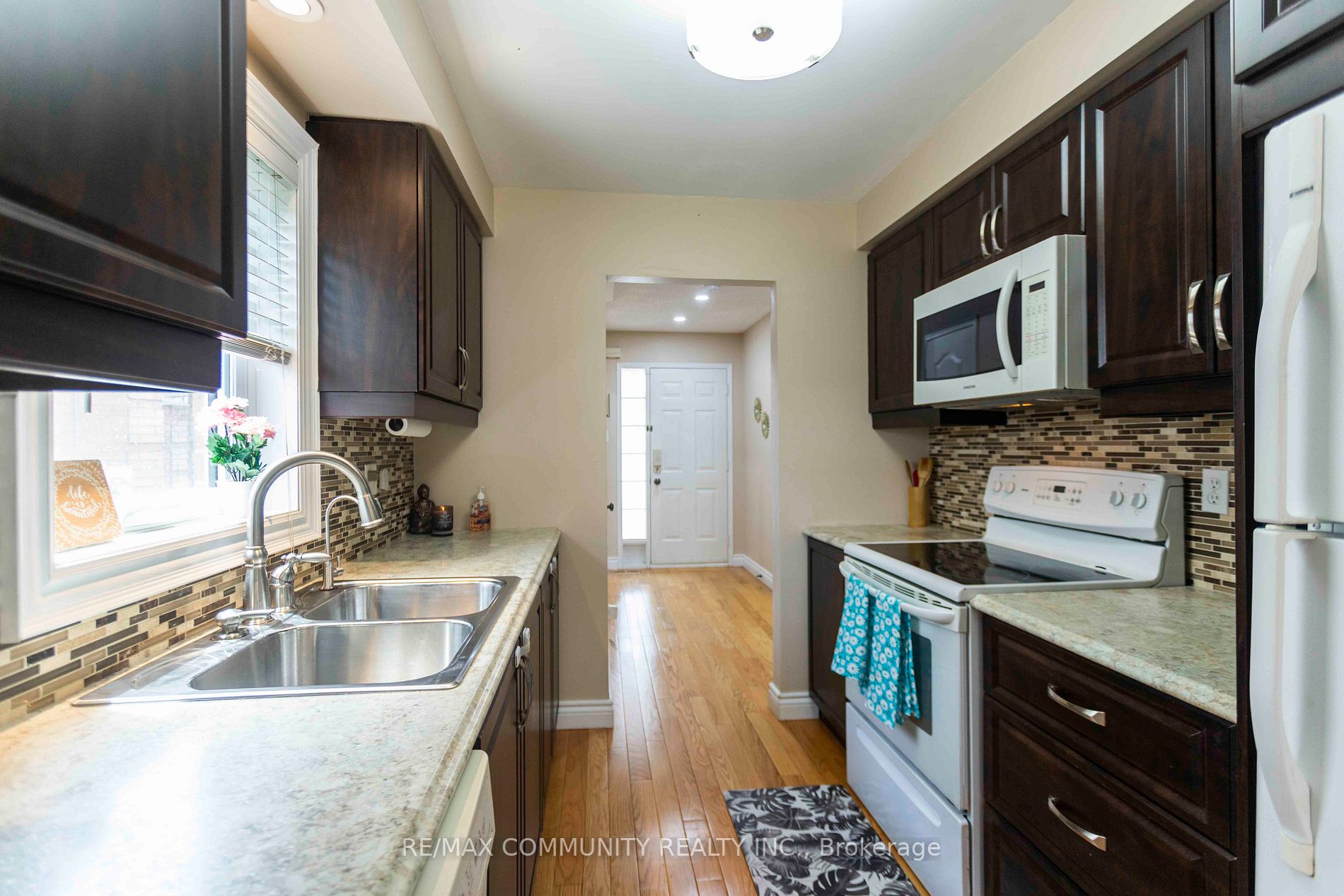 43 Creekwood Cres