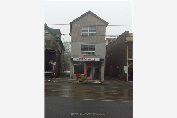 910 Kingston Rd, Toronto