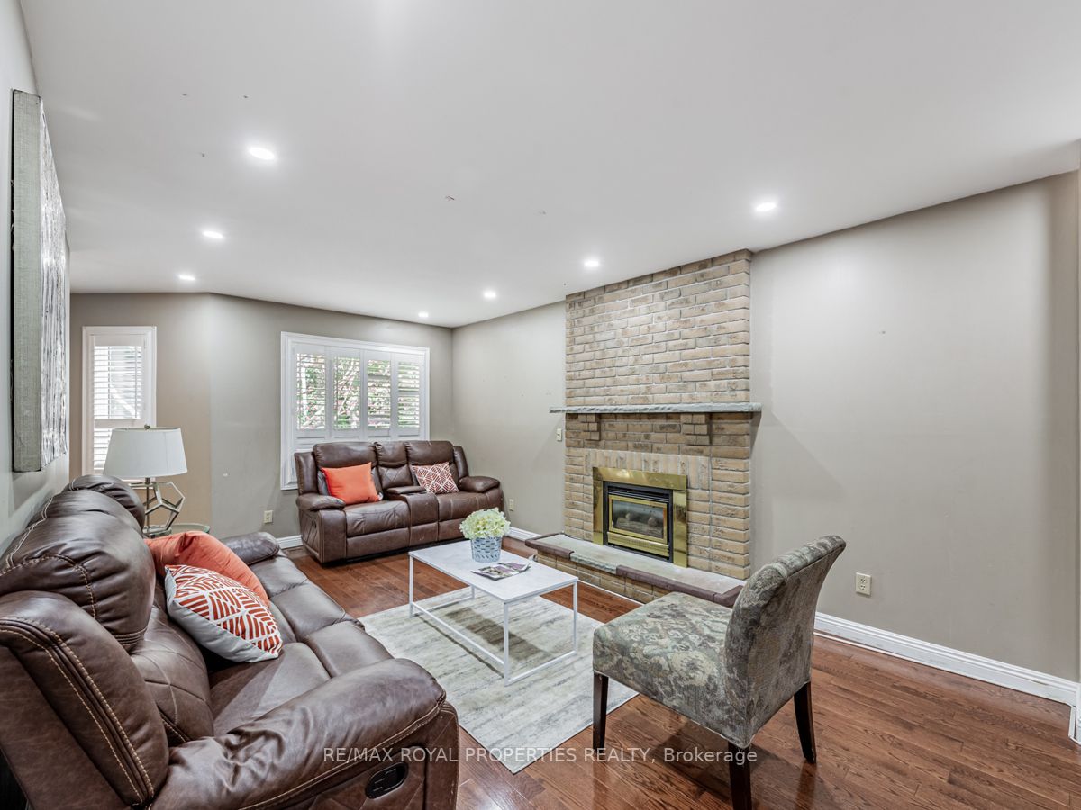 2388 Wildwood Crescent