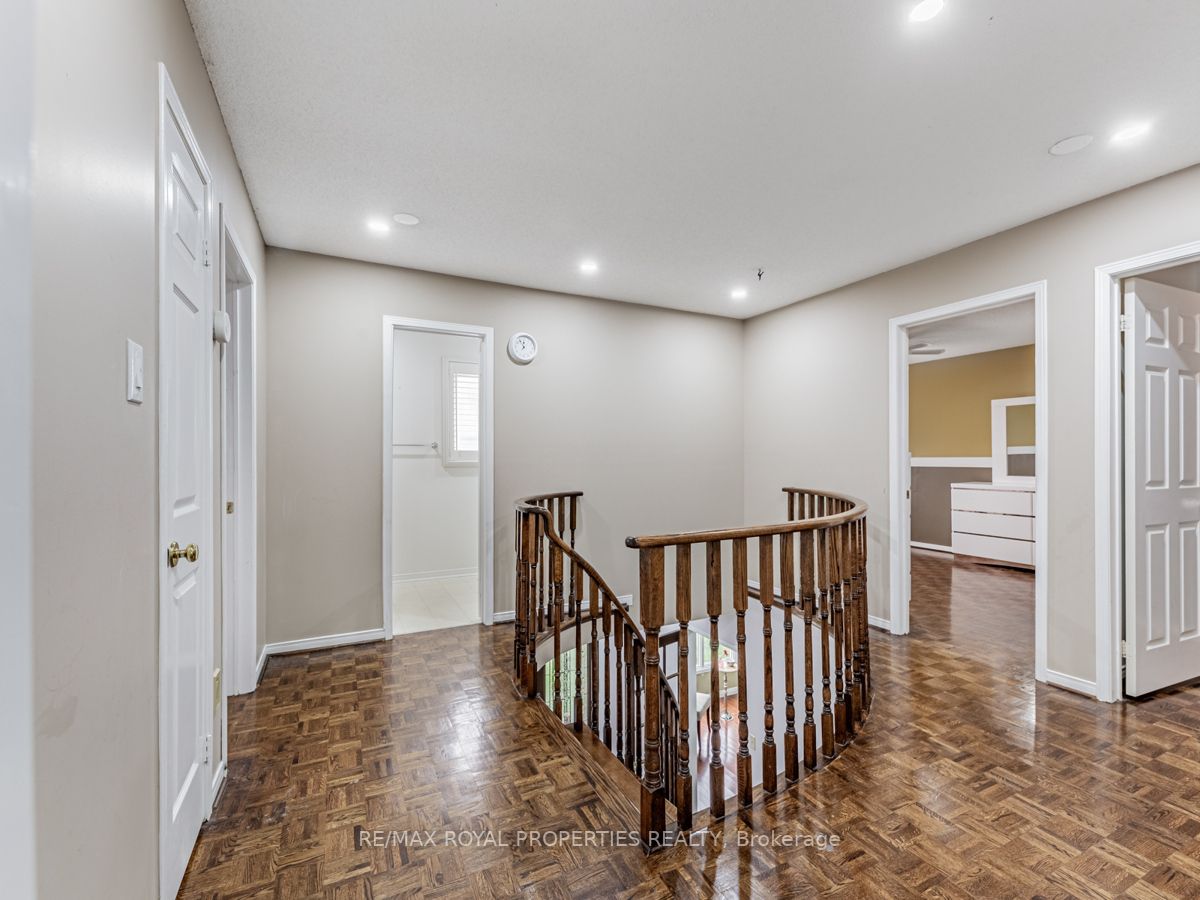 2388 Wildwood Crescent