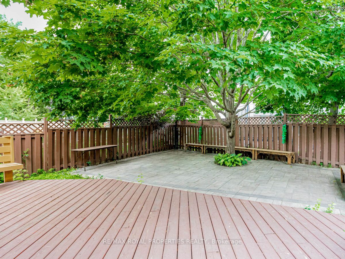 2388 Wildwood Crescent