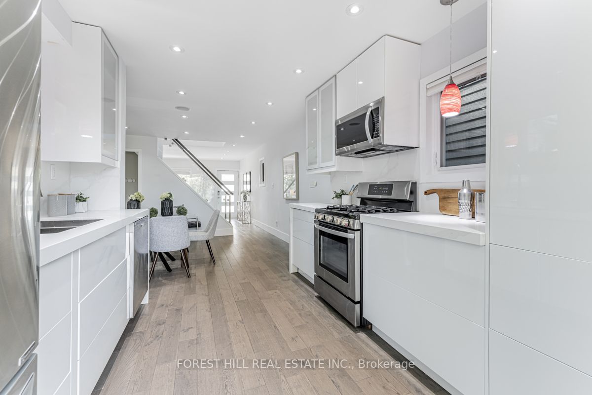 110 Marlow Ave