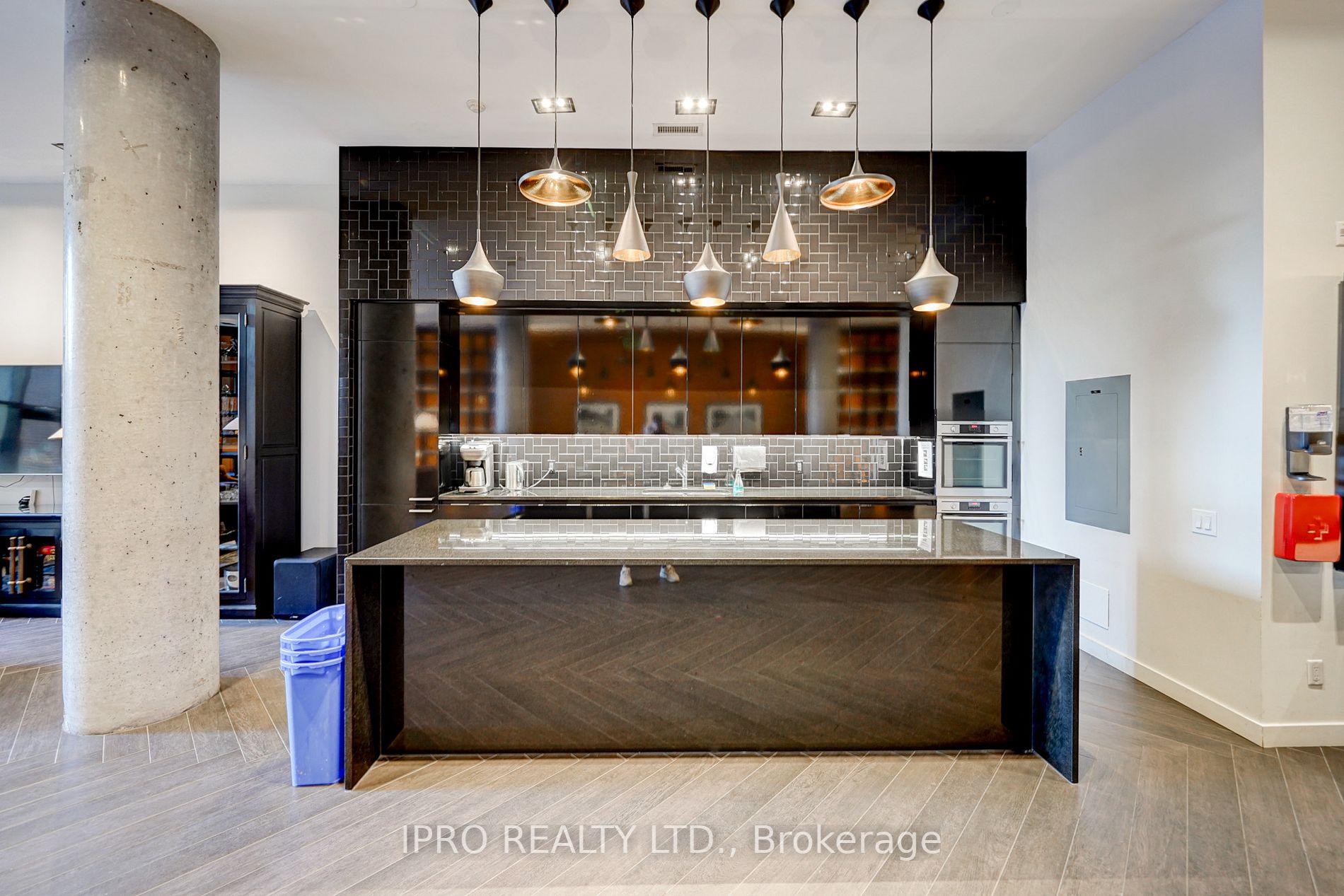 90 Broadview Ave, #718