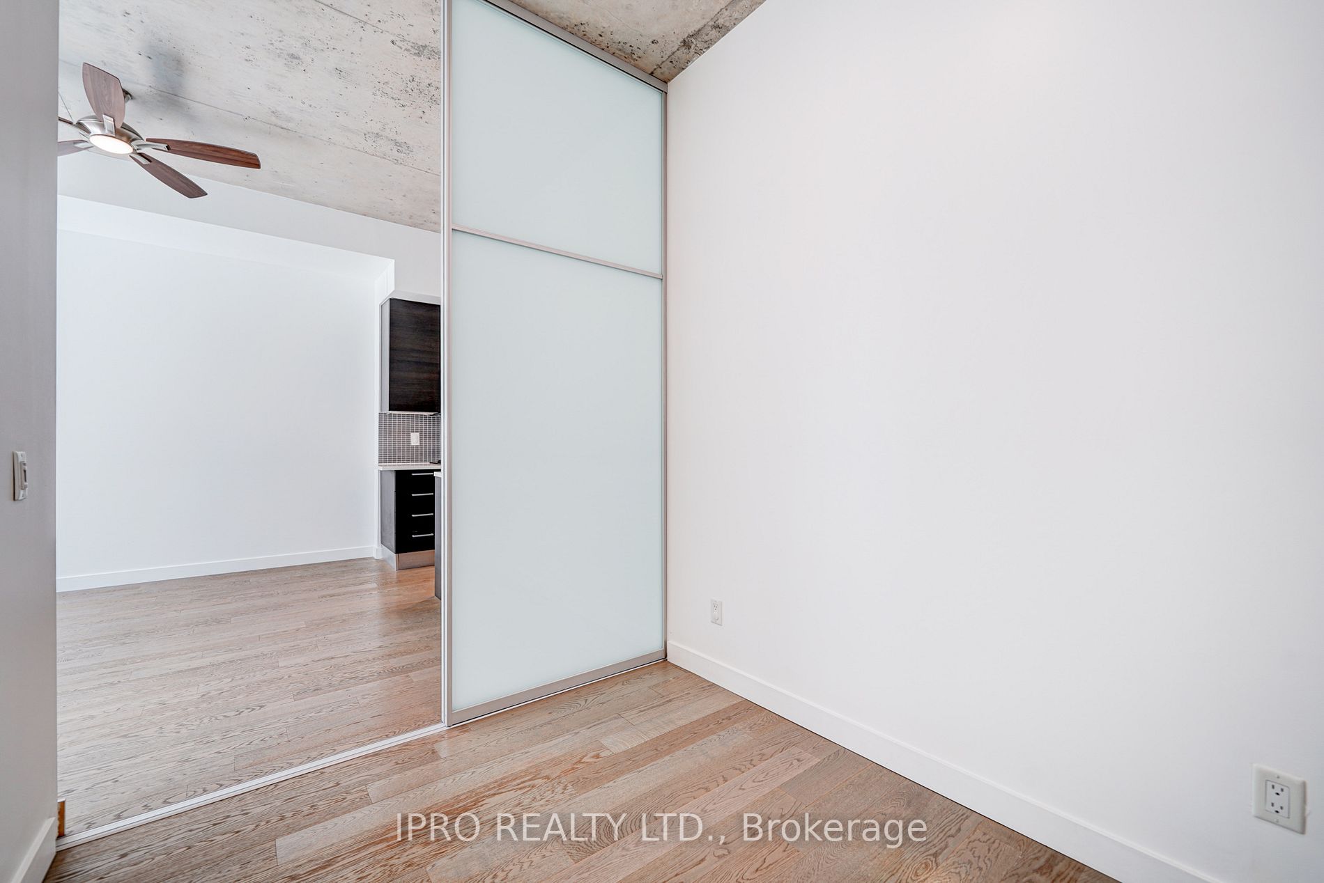 90 Broadview Ave, #718
