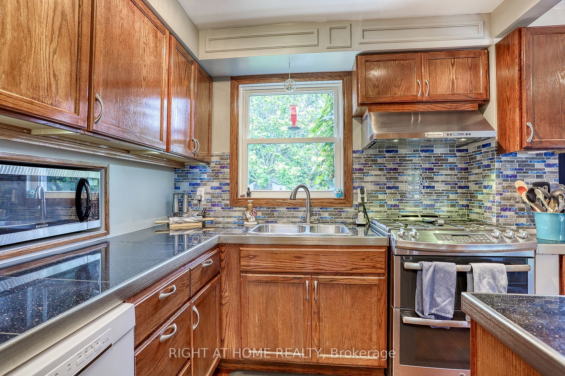 Listing E6711716 - Large Photo # 19