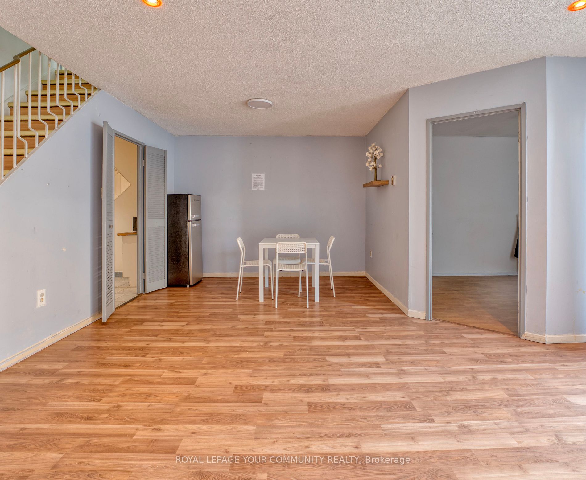 100 Mornelle Court, #1006