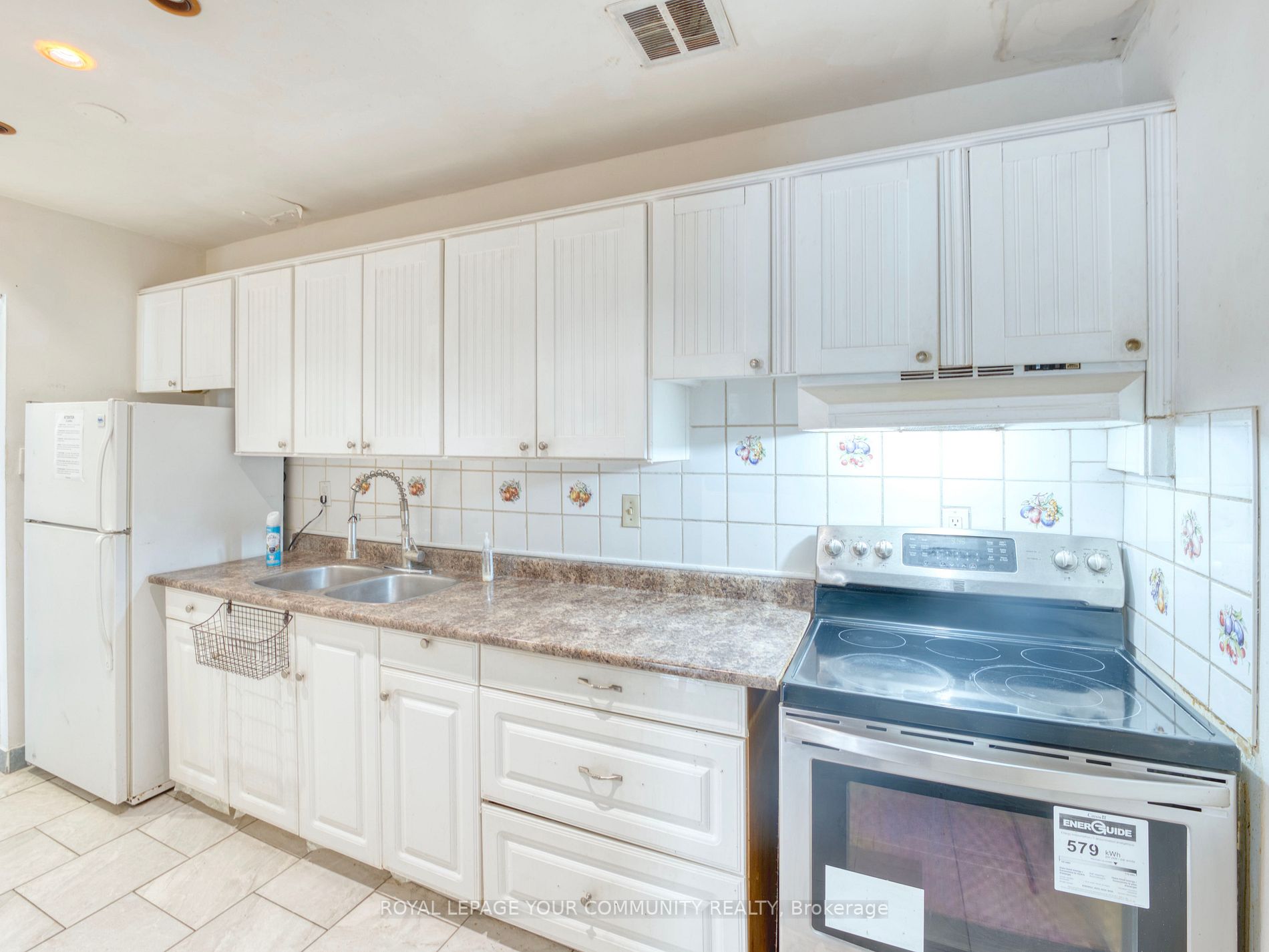 100 Mornelle Court, #1006