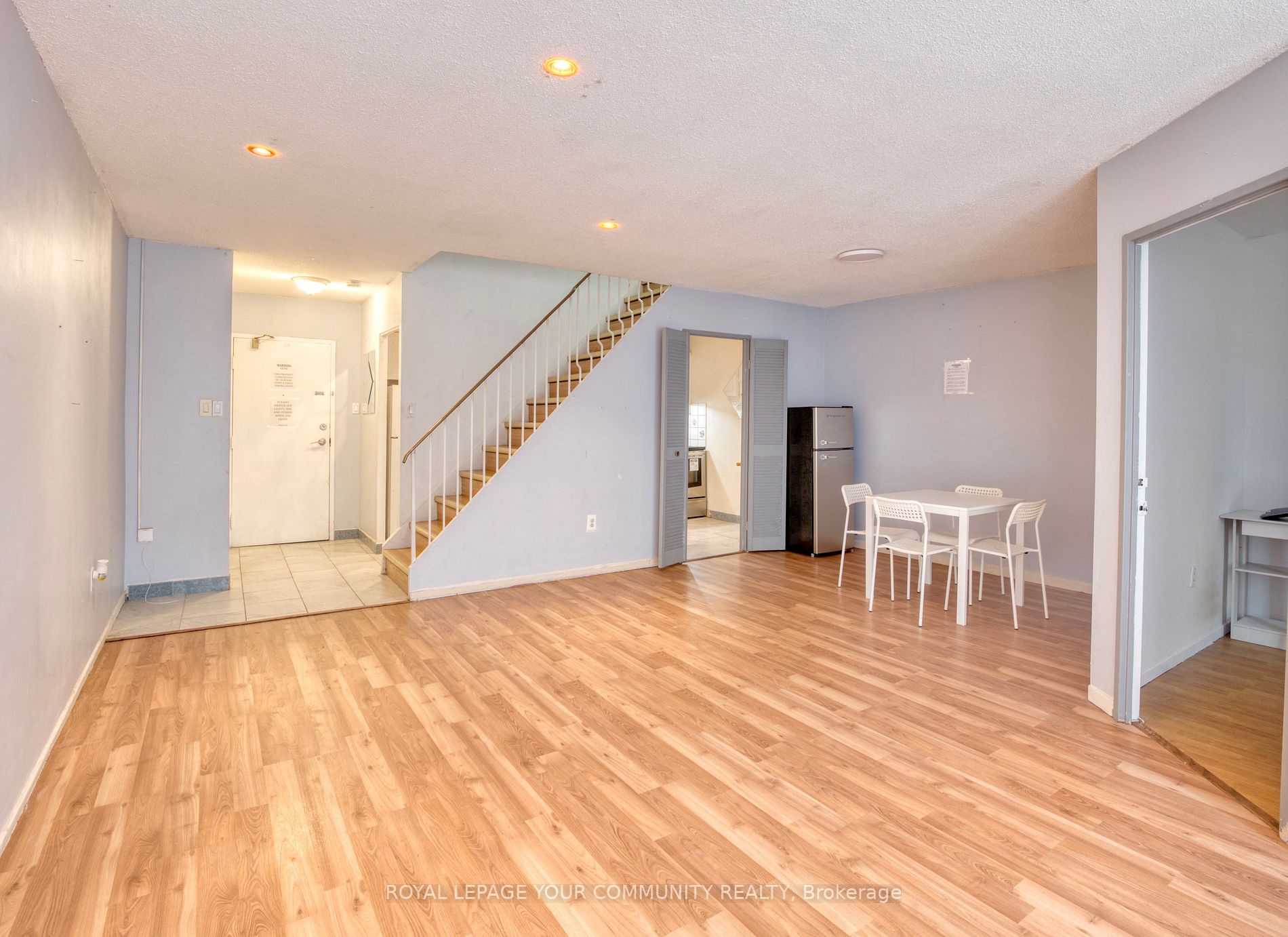 100 Mornelle Court, #1006