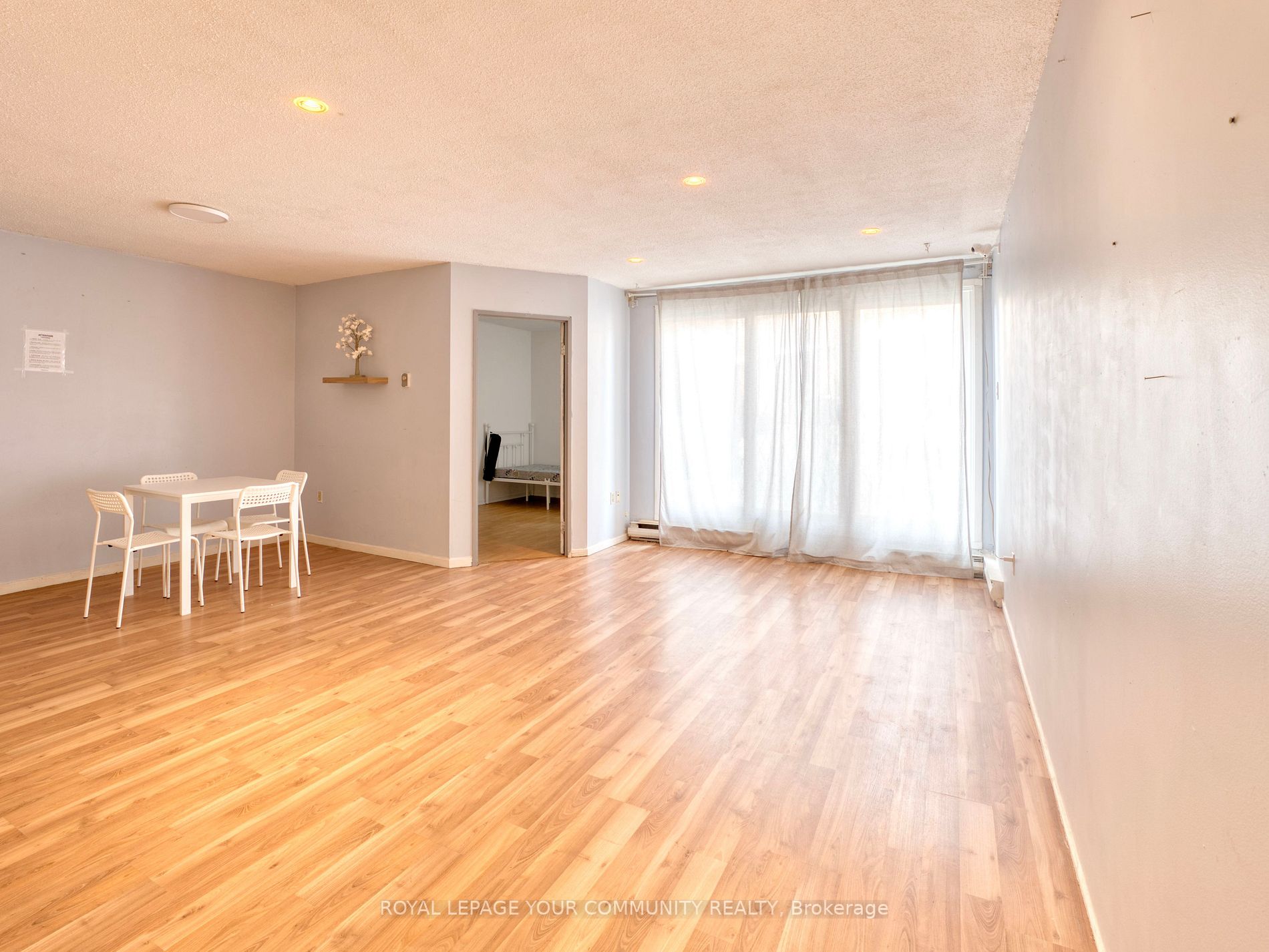 100 Mornelle Court, #1006