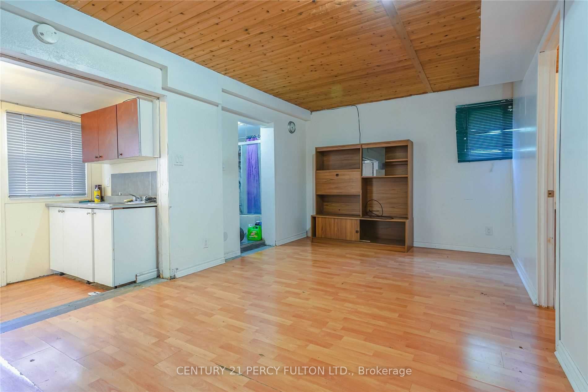 6172 Kingston Rd, #Apt 1