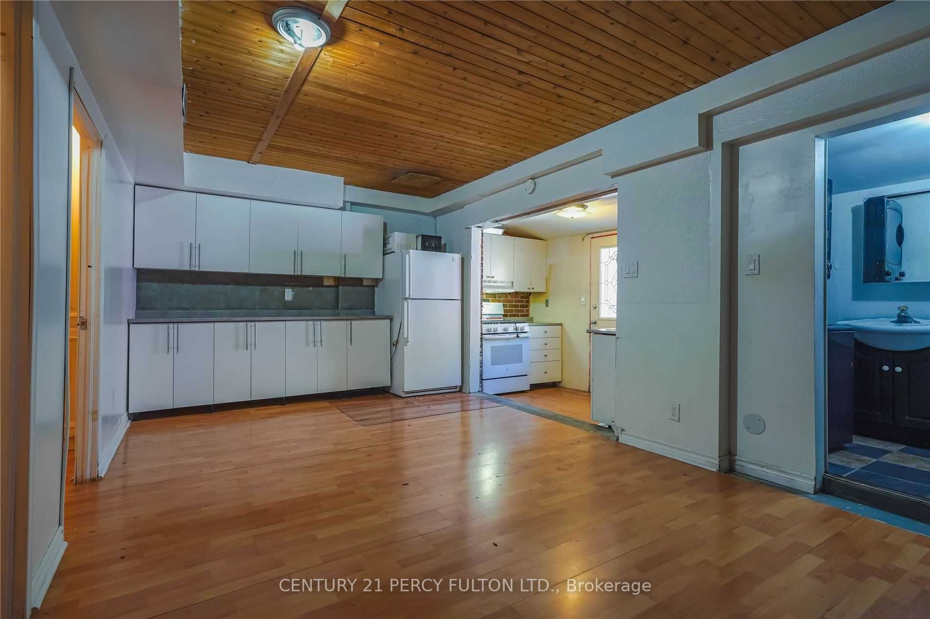6172 Kingston Rd, #Apt 1
