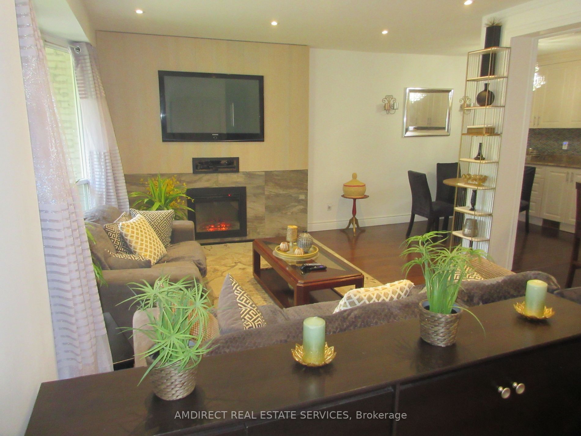 15 Woodgarden Crescent