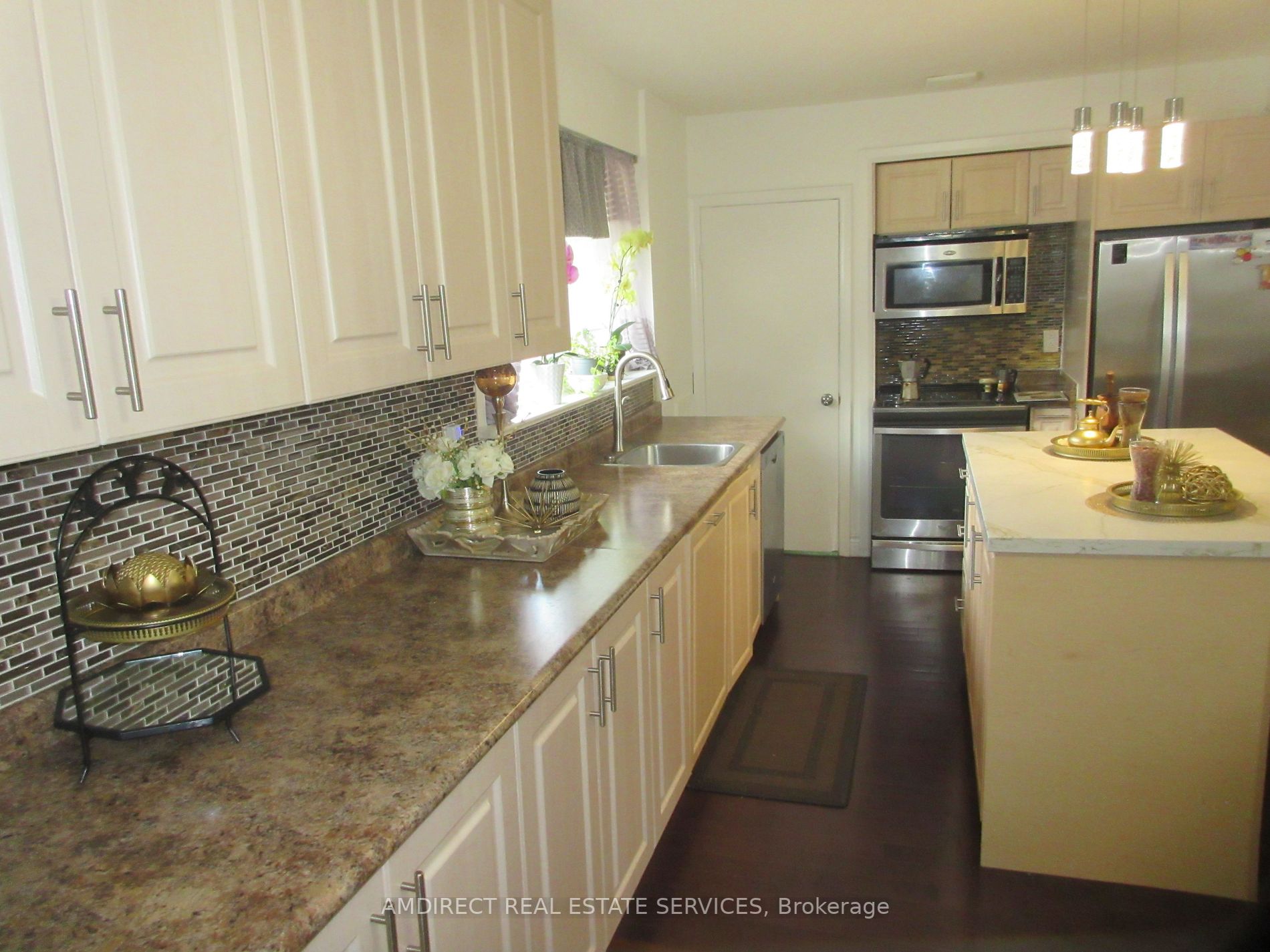 15 Woodgarden Crescent