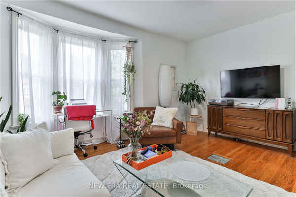31 Greenwood Ave, Toronto