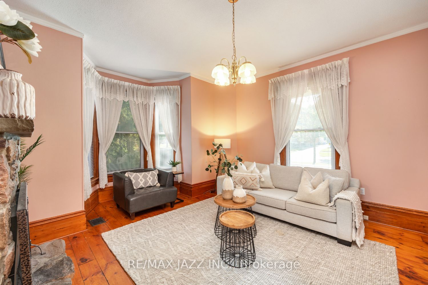 39 Beech Ave