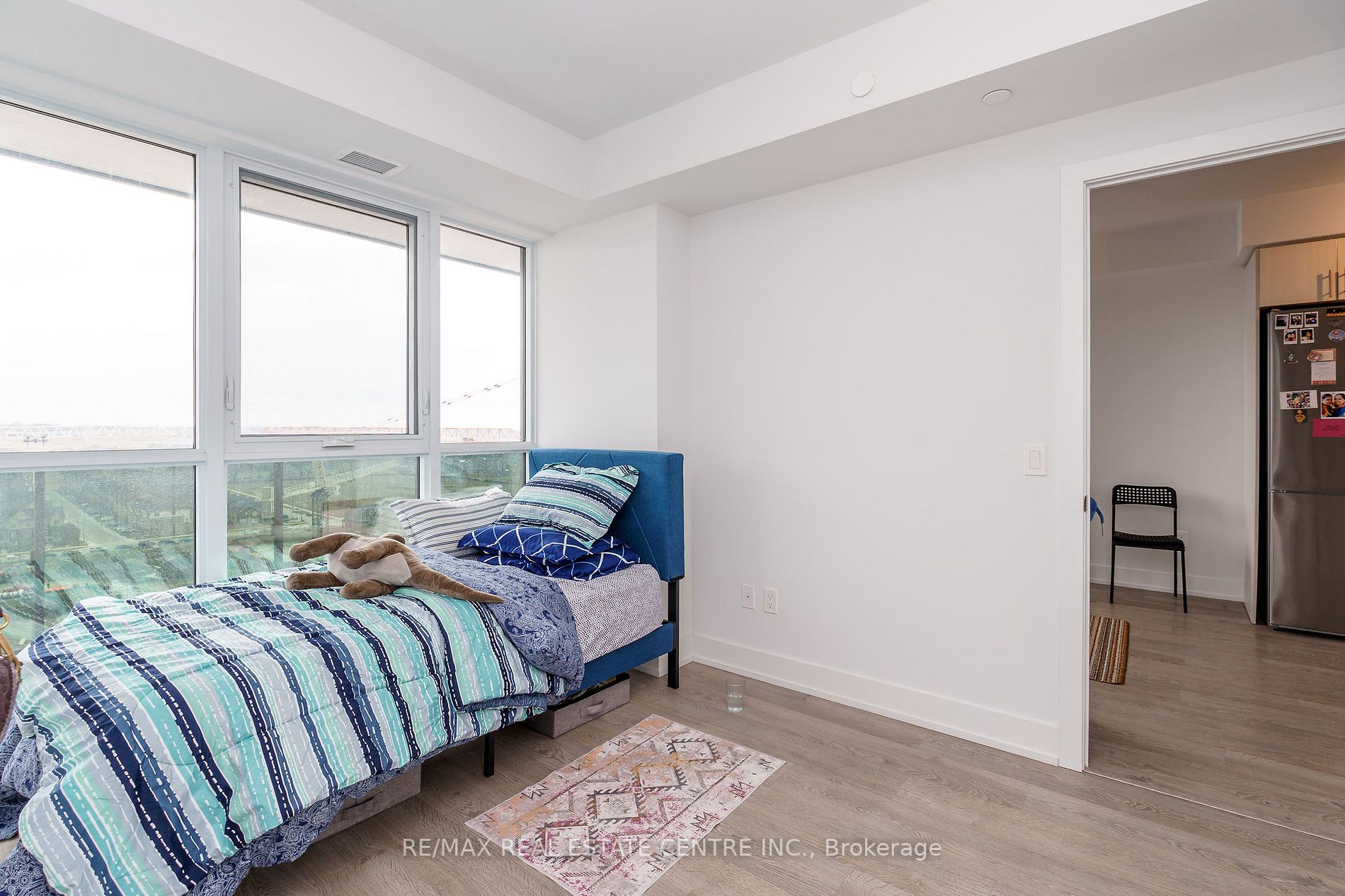 2550 Simcoe St, #1412