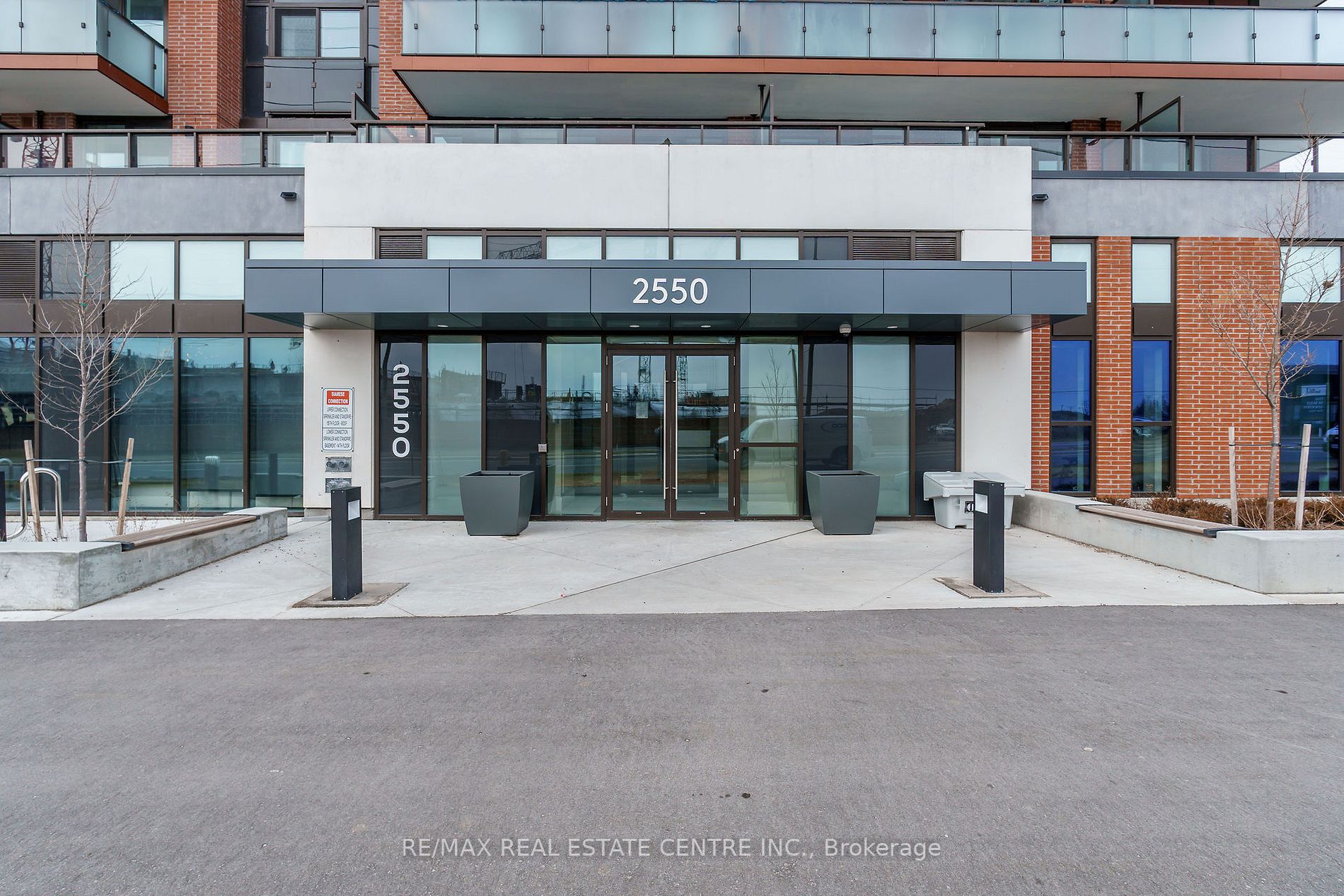 2550 Simcoe St, #1412