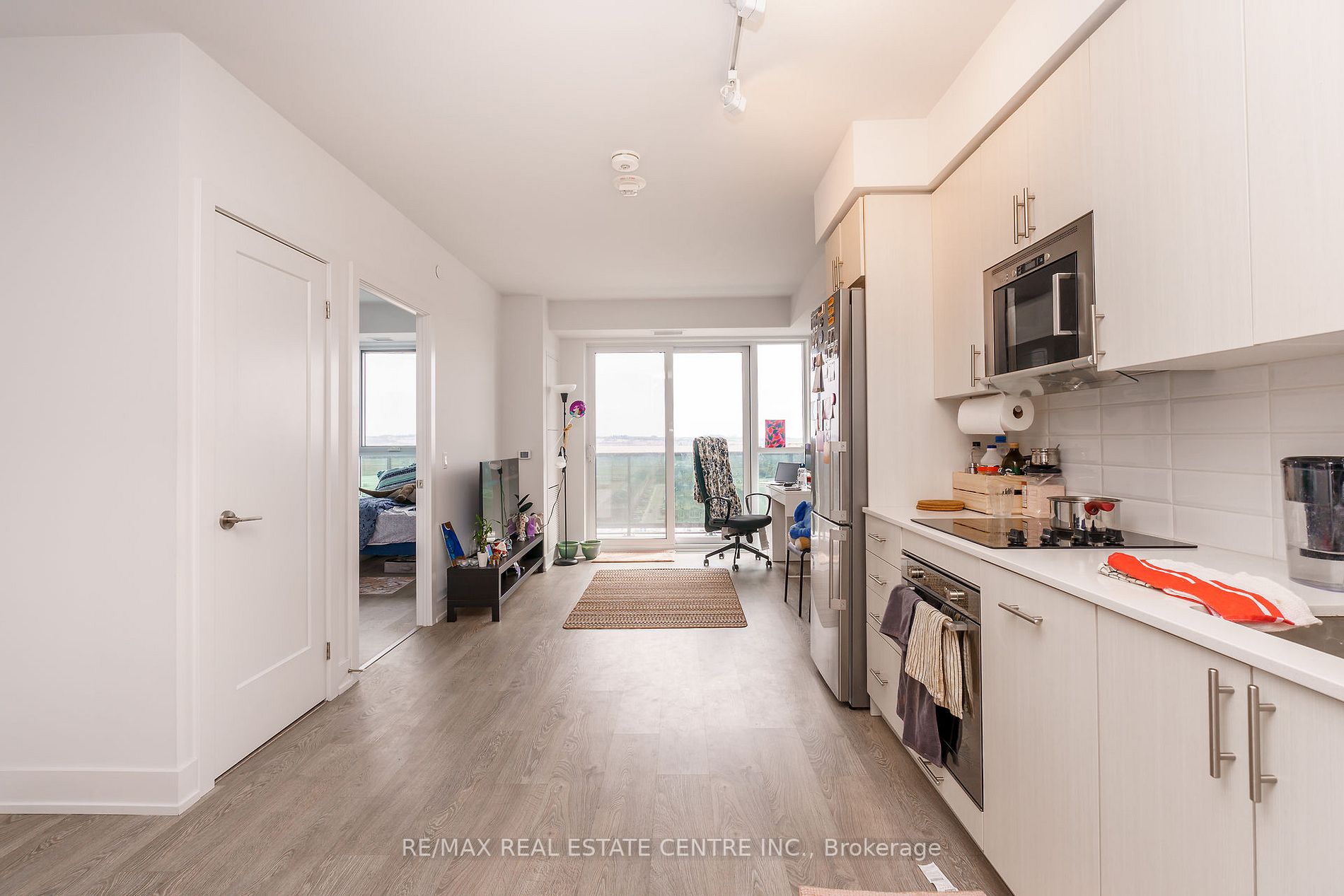 2550 Simcoe St, #1412