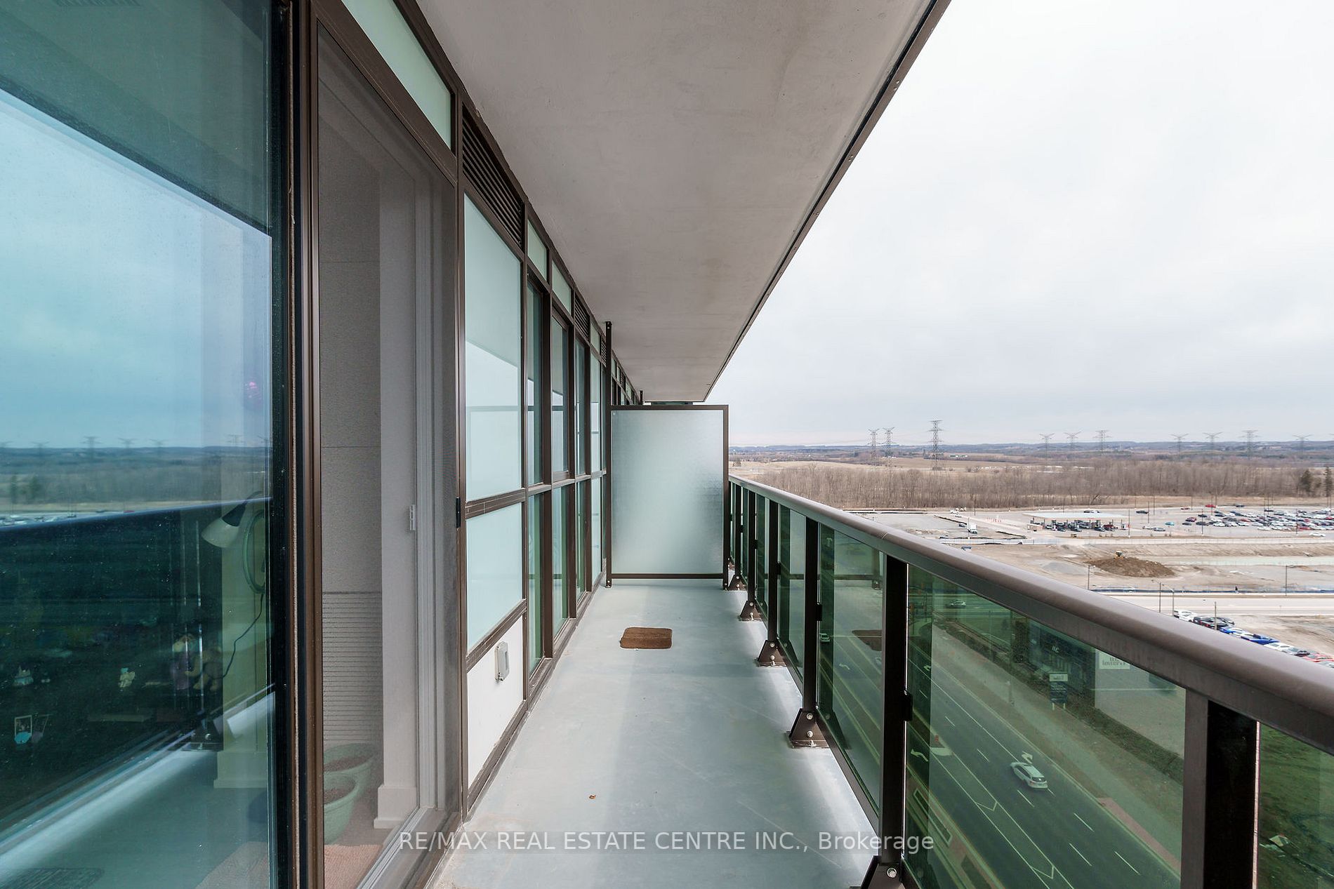 2550 Simcoe St, #1412
