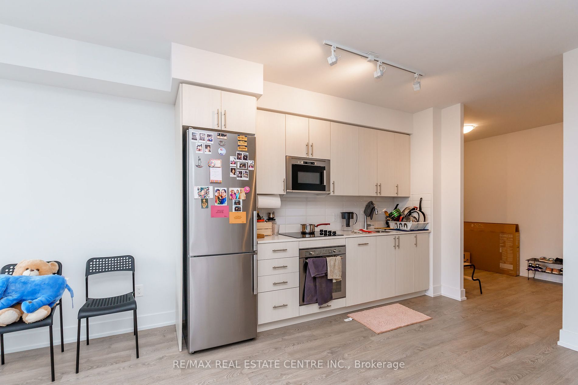 2550 Simcoe St, #1412