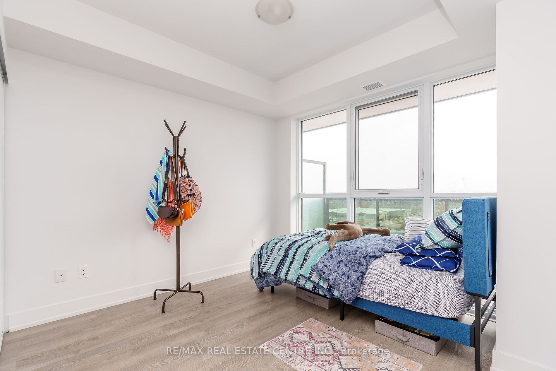 2550 Simcoe St, #1412