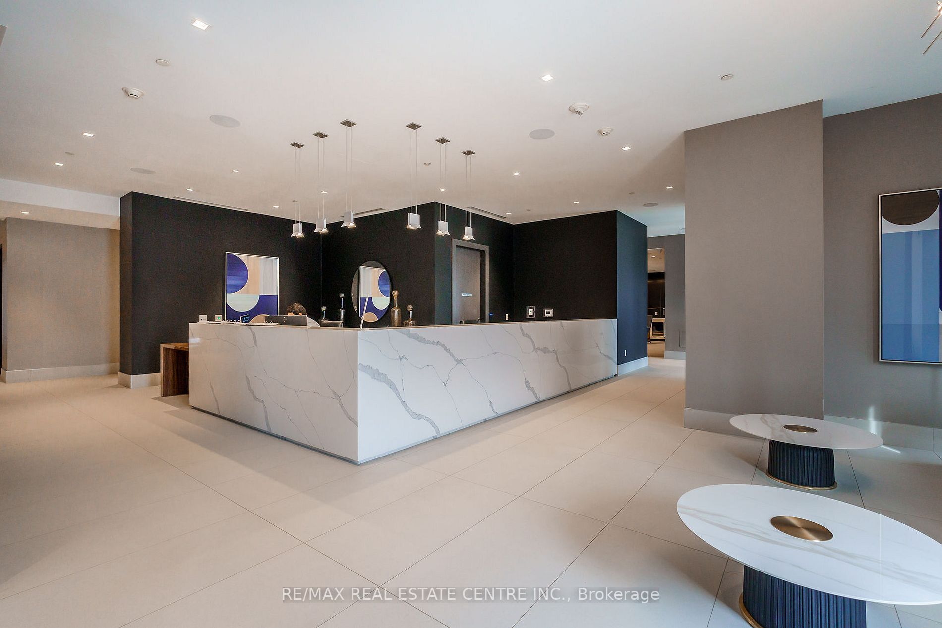 2550 Simcoe St, #1412