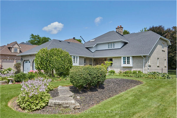 19 Hanover Crt, Whitby