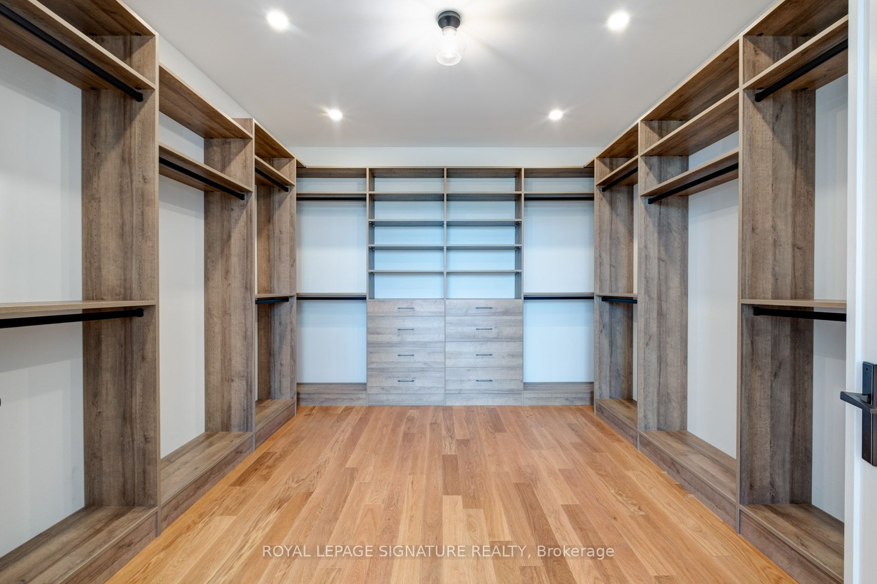 567 Winette Road