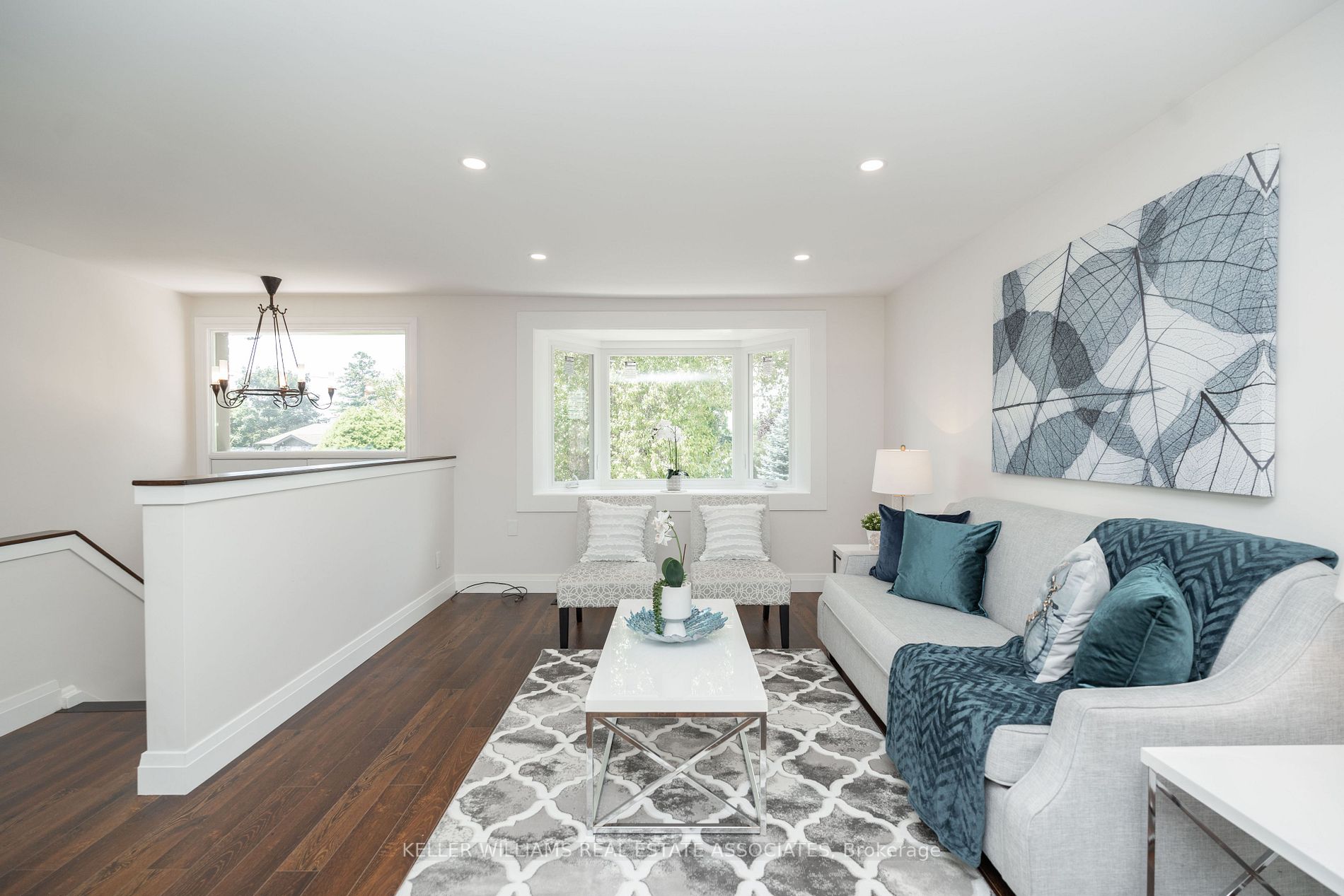 916 Greenwood Cres