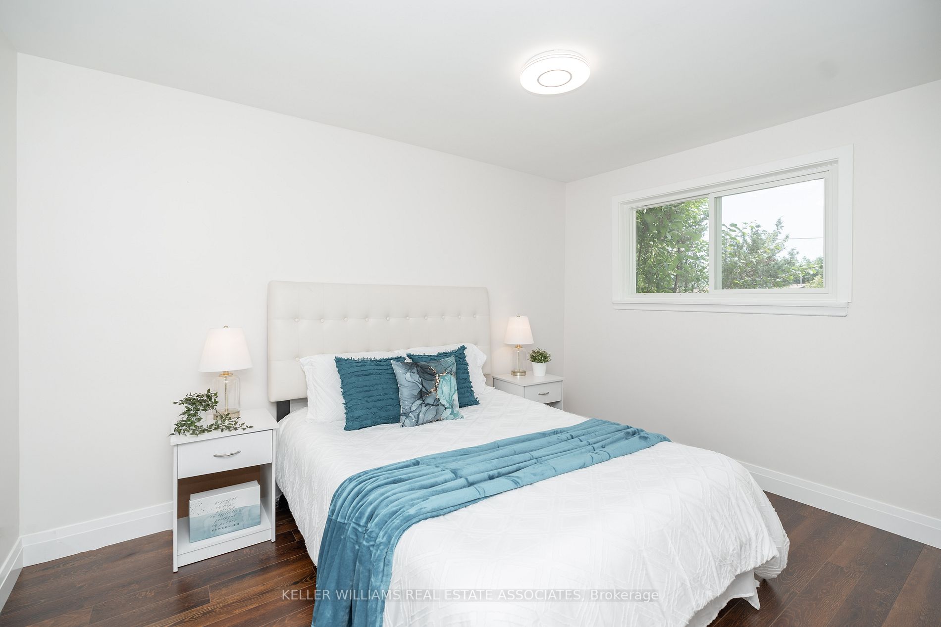 916 Greenwood Cres