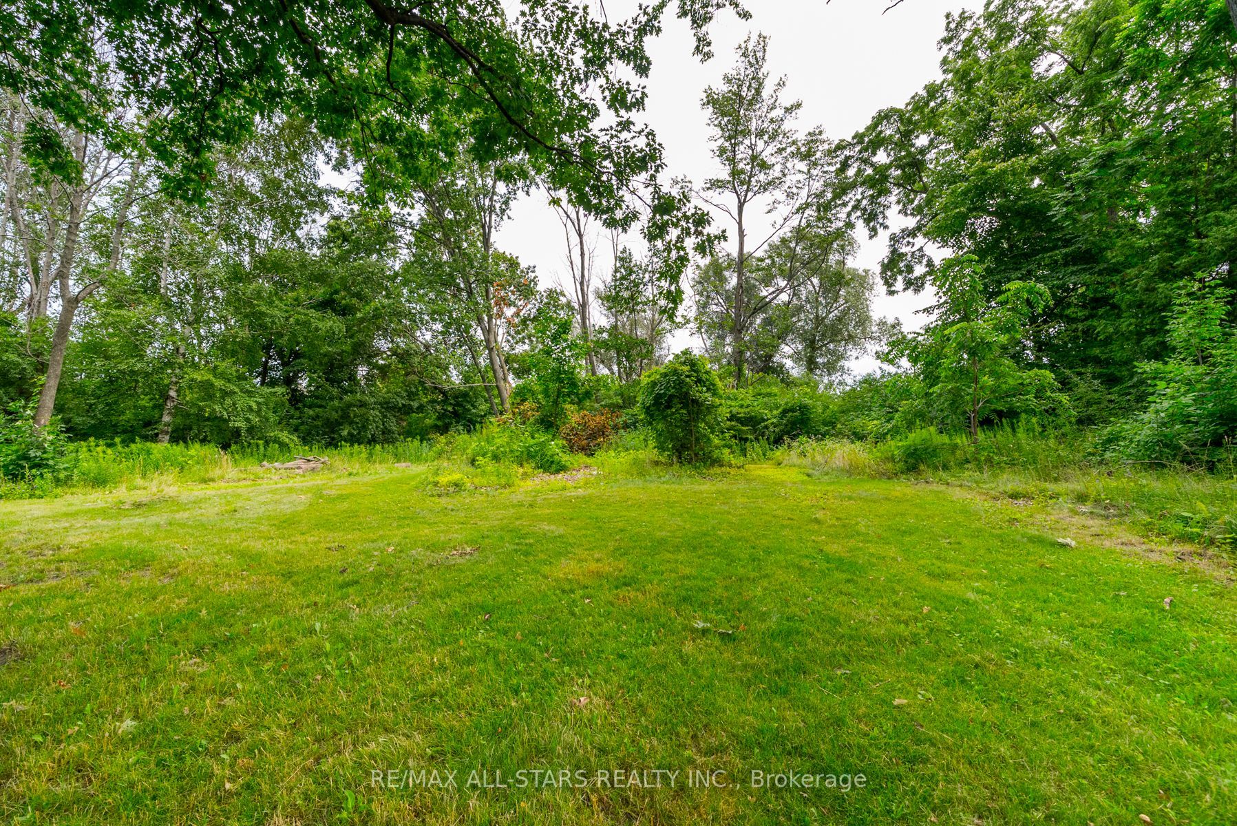 358 Platten Blvd