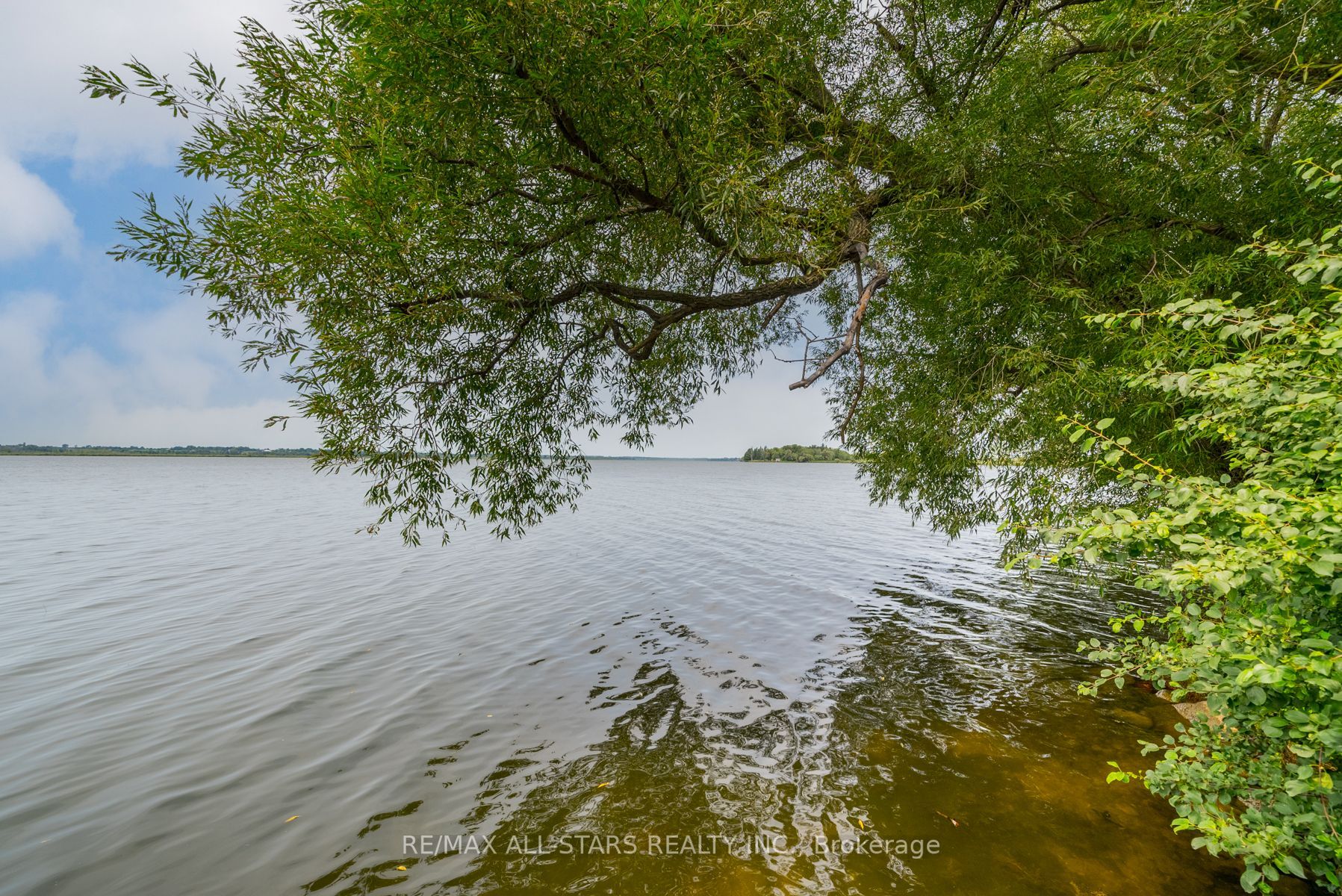 358 Platten Blvd